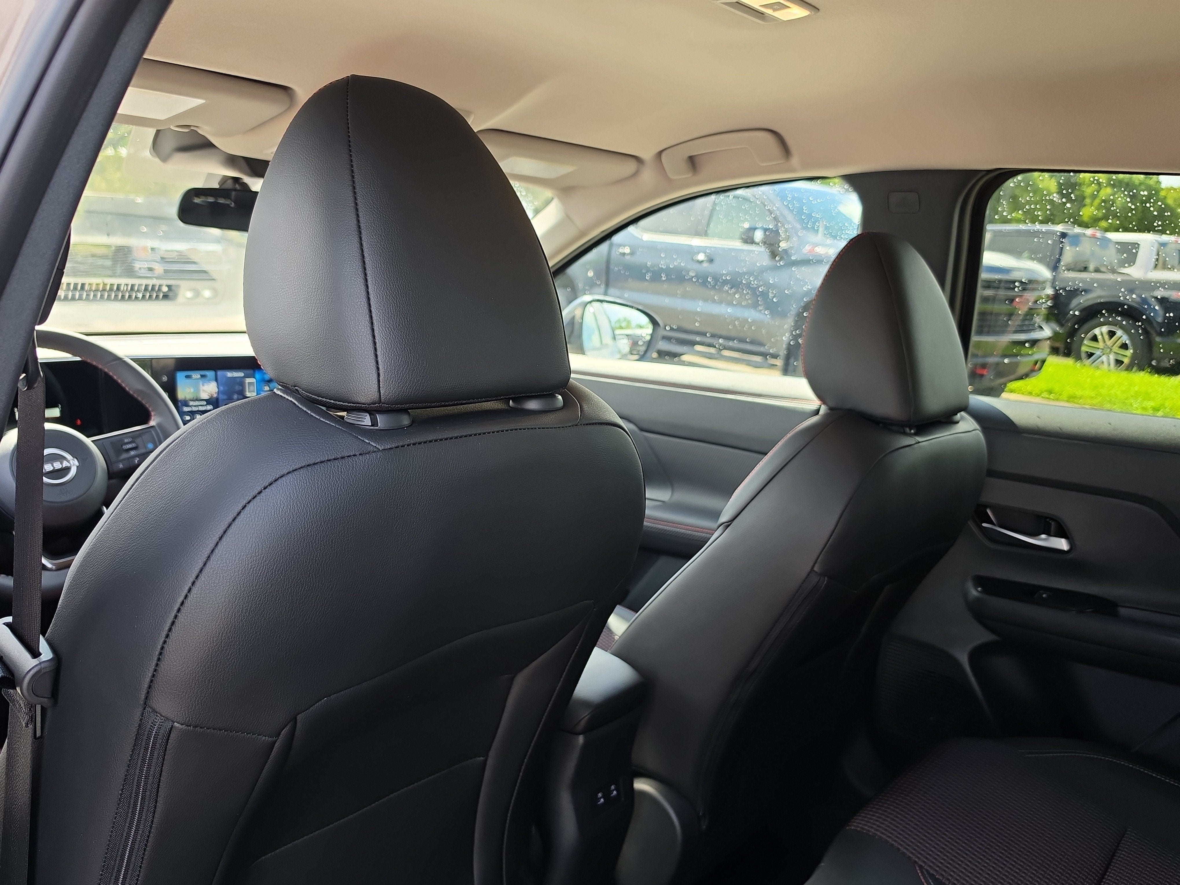 2026 Nissan Kicks SR 4WD