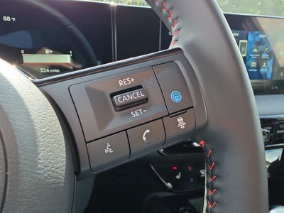 2026 Nissan Kicks SR 4WD