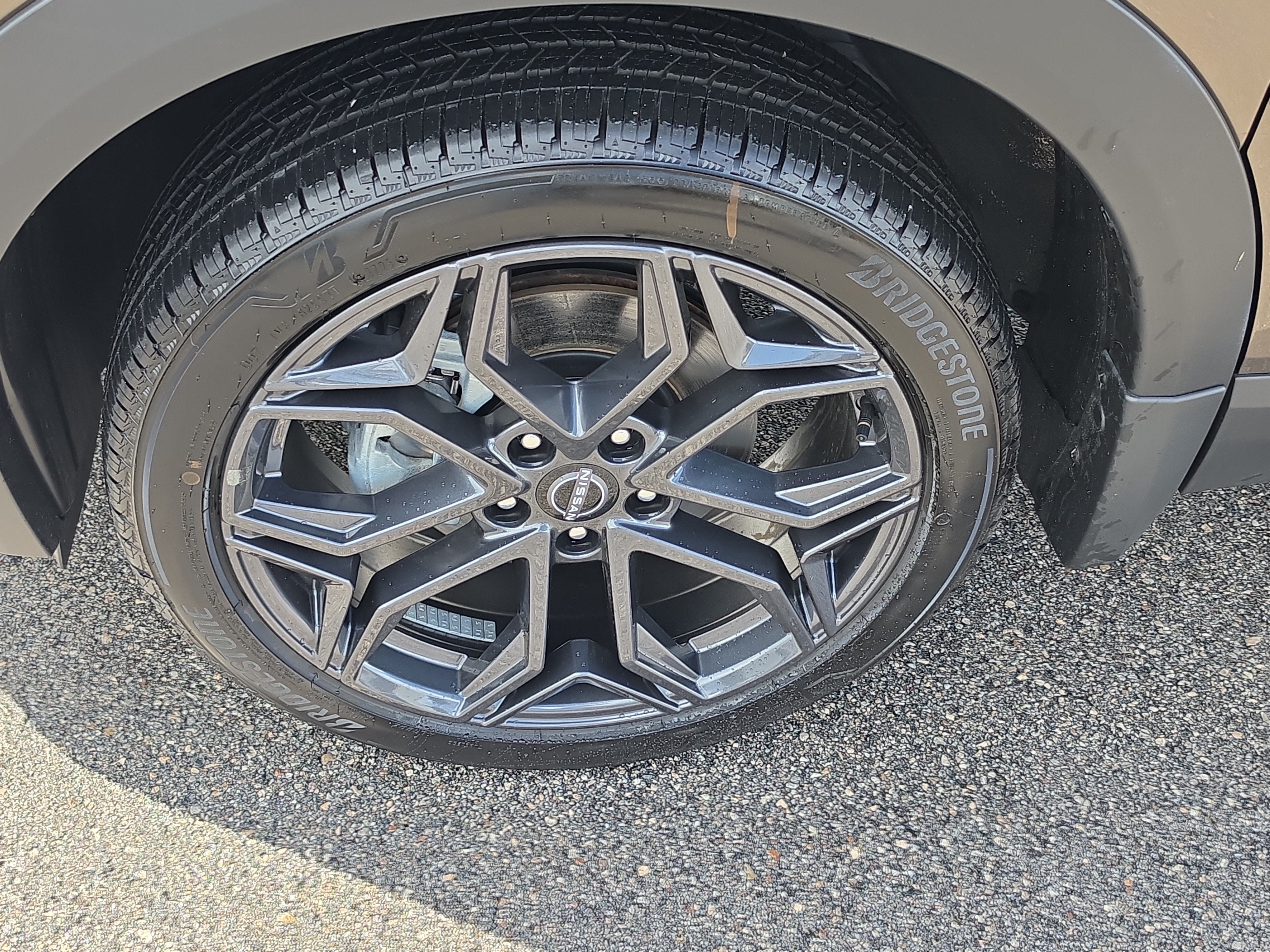 2026 Nissan Kicks SR 4WD