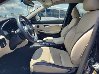 2022 INFINITI QX50 LUXE