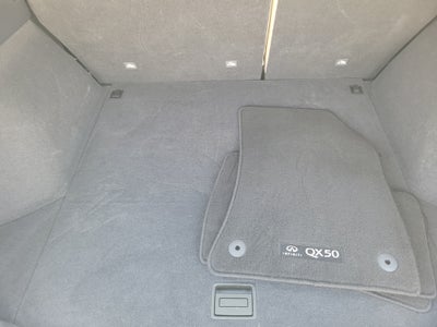 2022 INFINITI QX50 LUXE