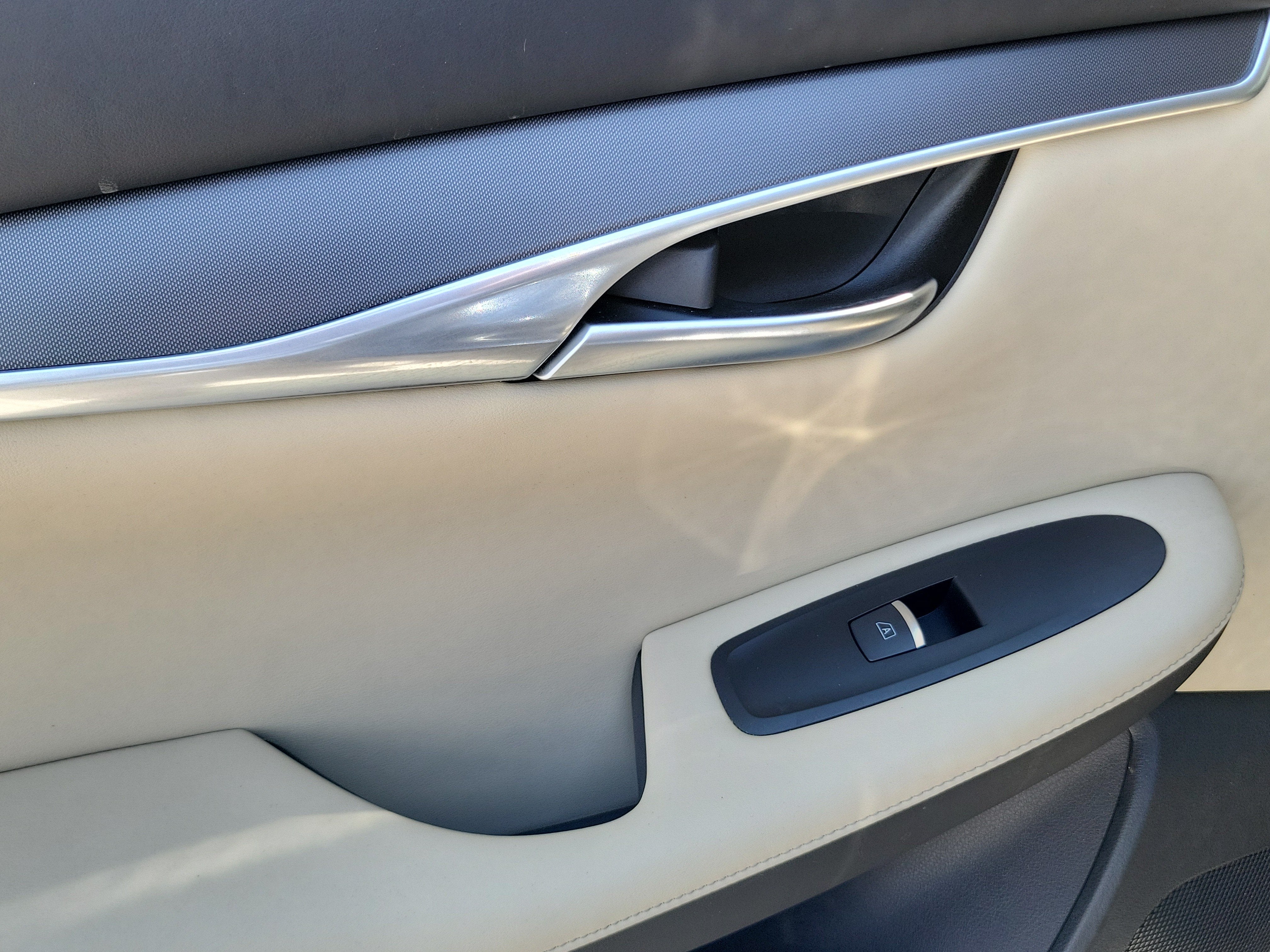 2022 INFINITI QX50 LUXE