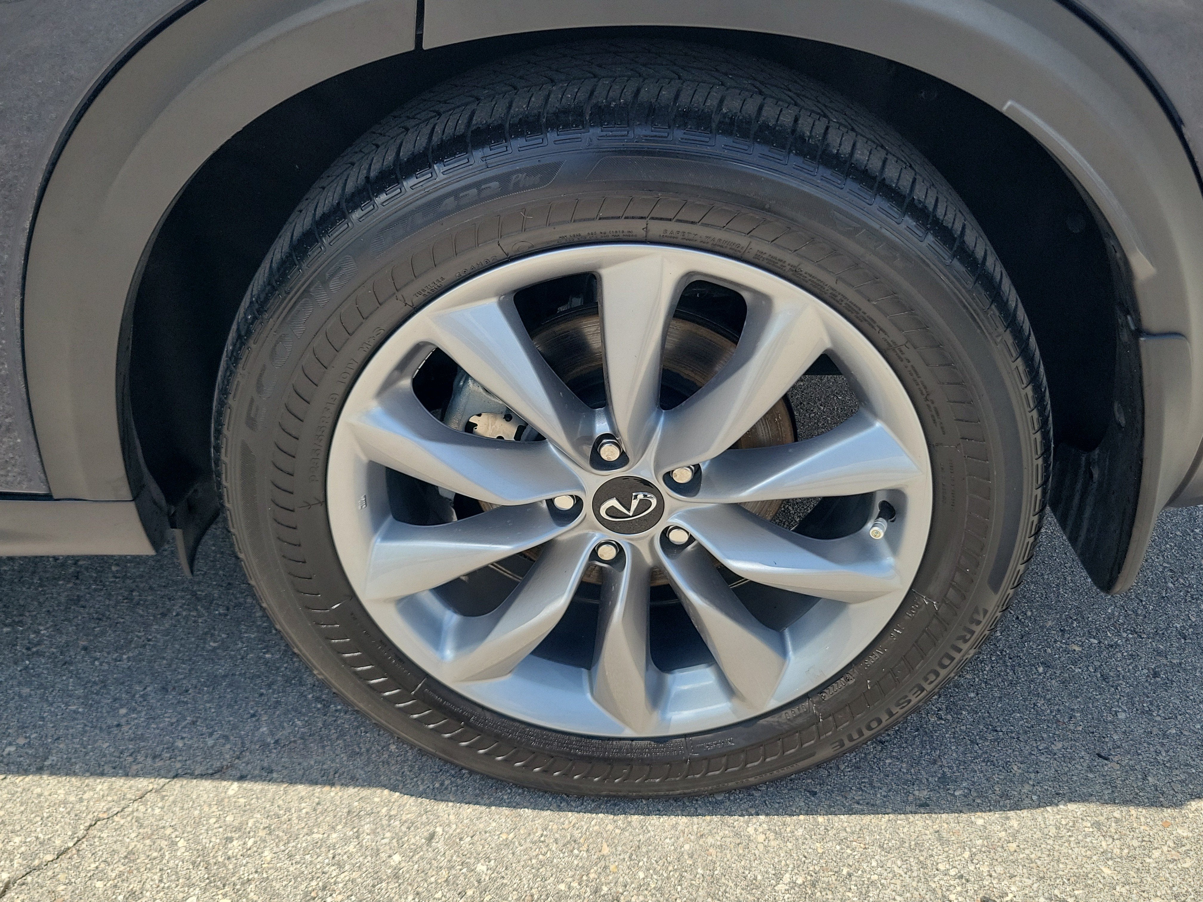 2022 INFINITI QX50 LUXE