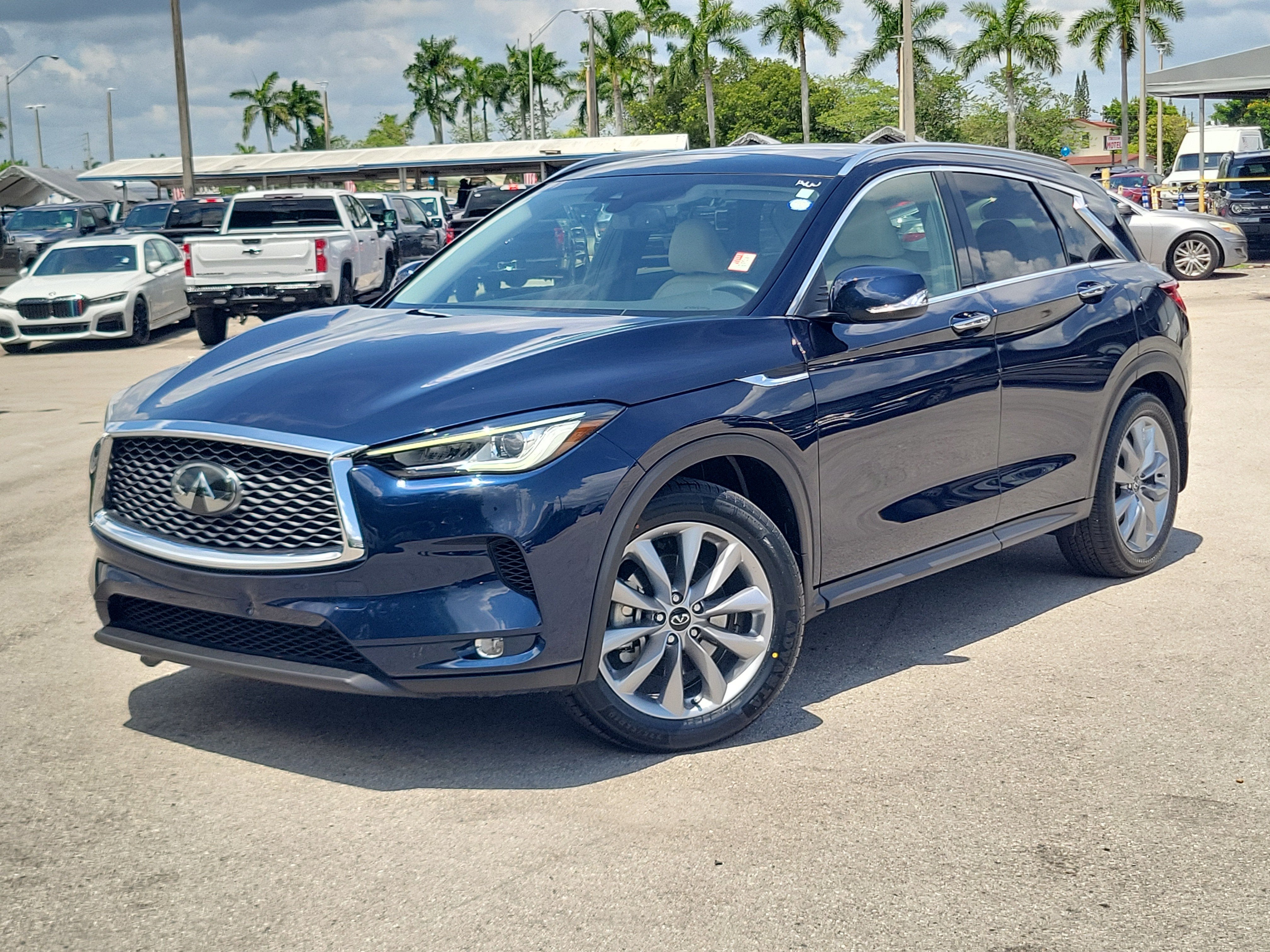 2022 INFINITI QX50 LUXE