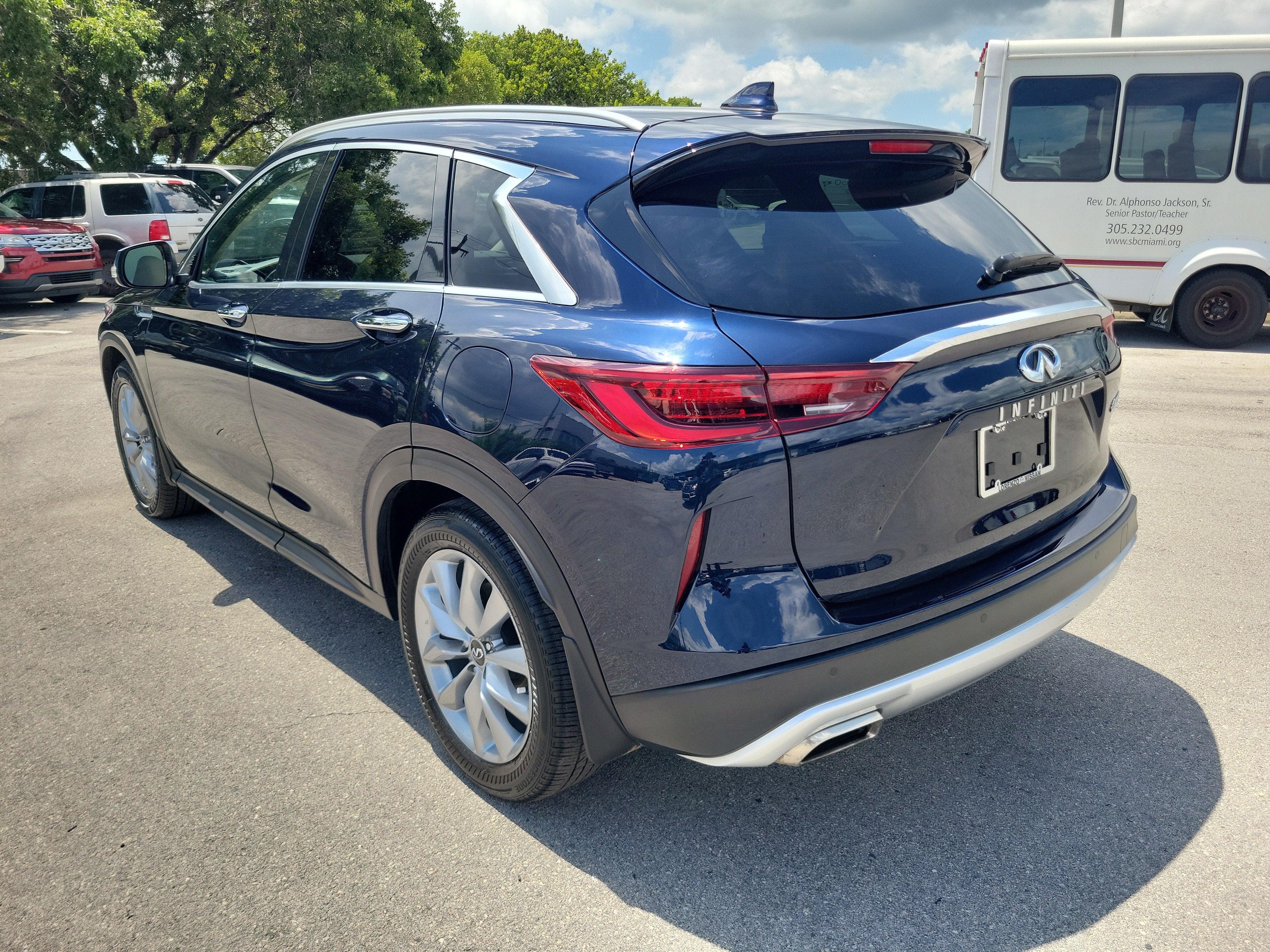 2022 INFINITI QX50 LUXE