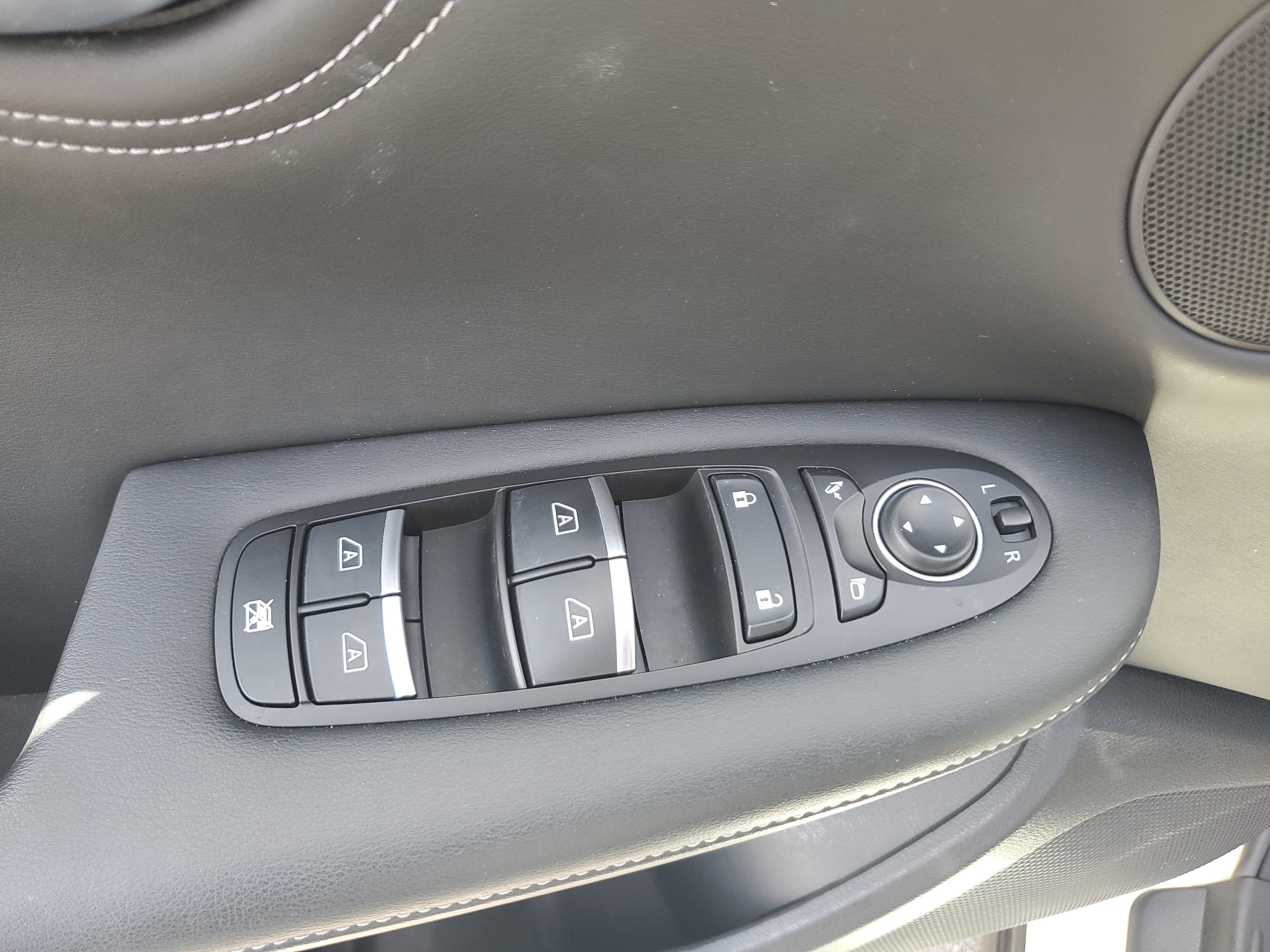 2023 INFINITI QX55 LUXE AWD