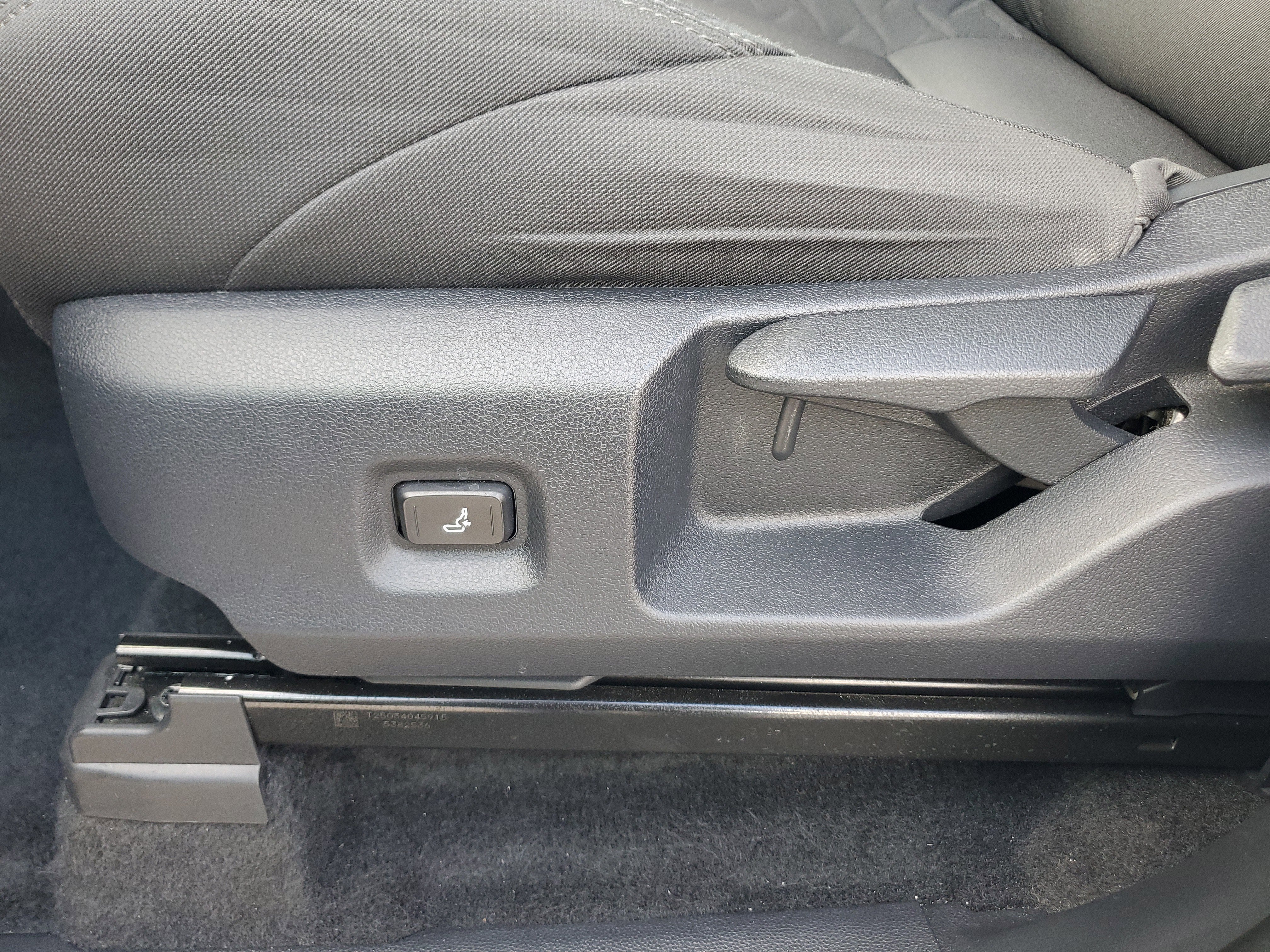 2025 Toyota Tacoma 2WD SR5