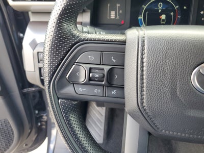 2025 Toyota Tacoma 2WD SR5