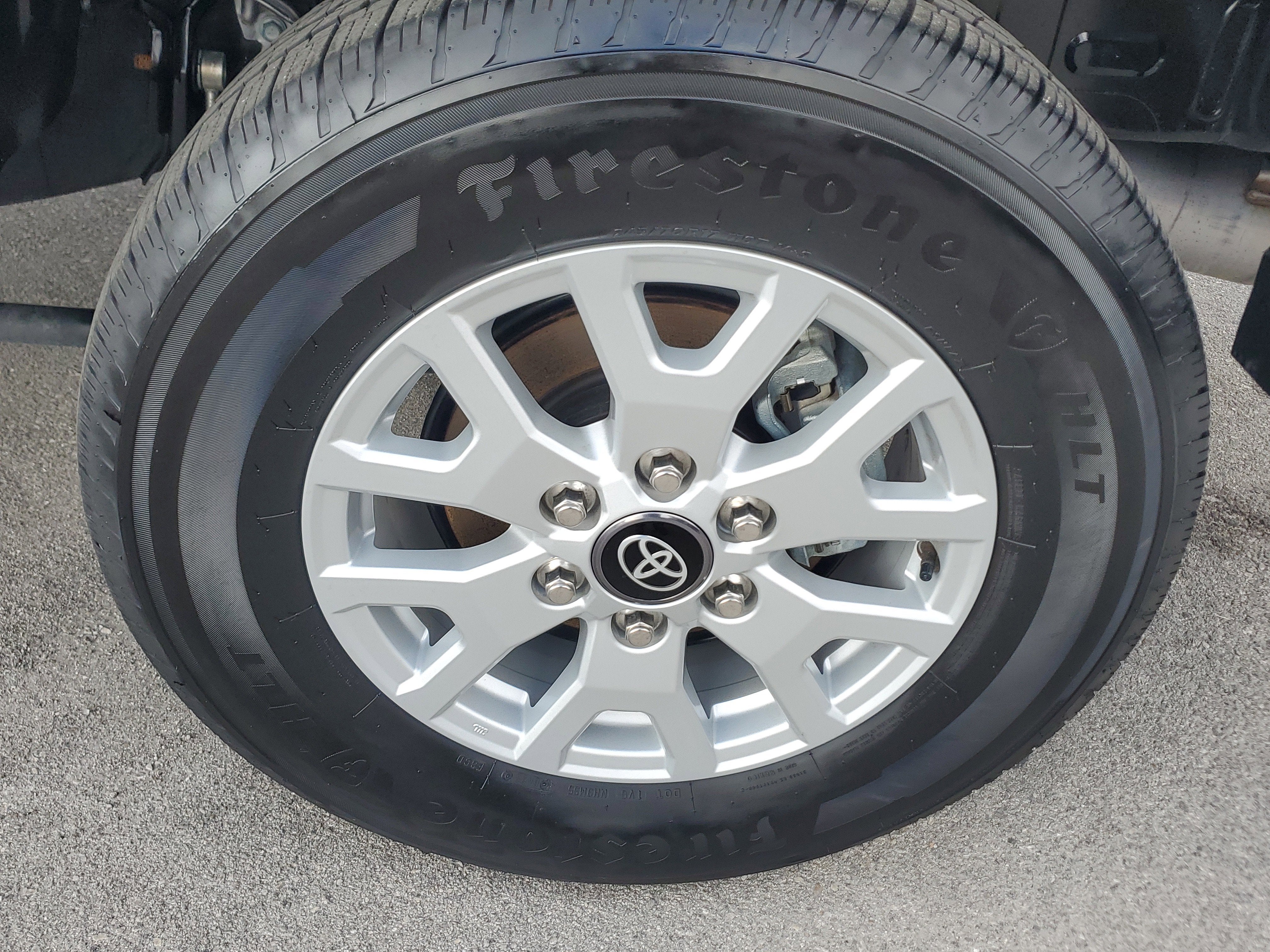 2025 Toyota Tacoma 2WD SR5