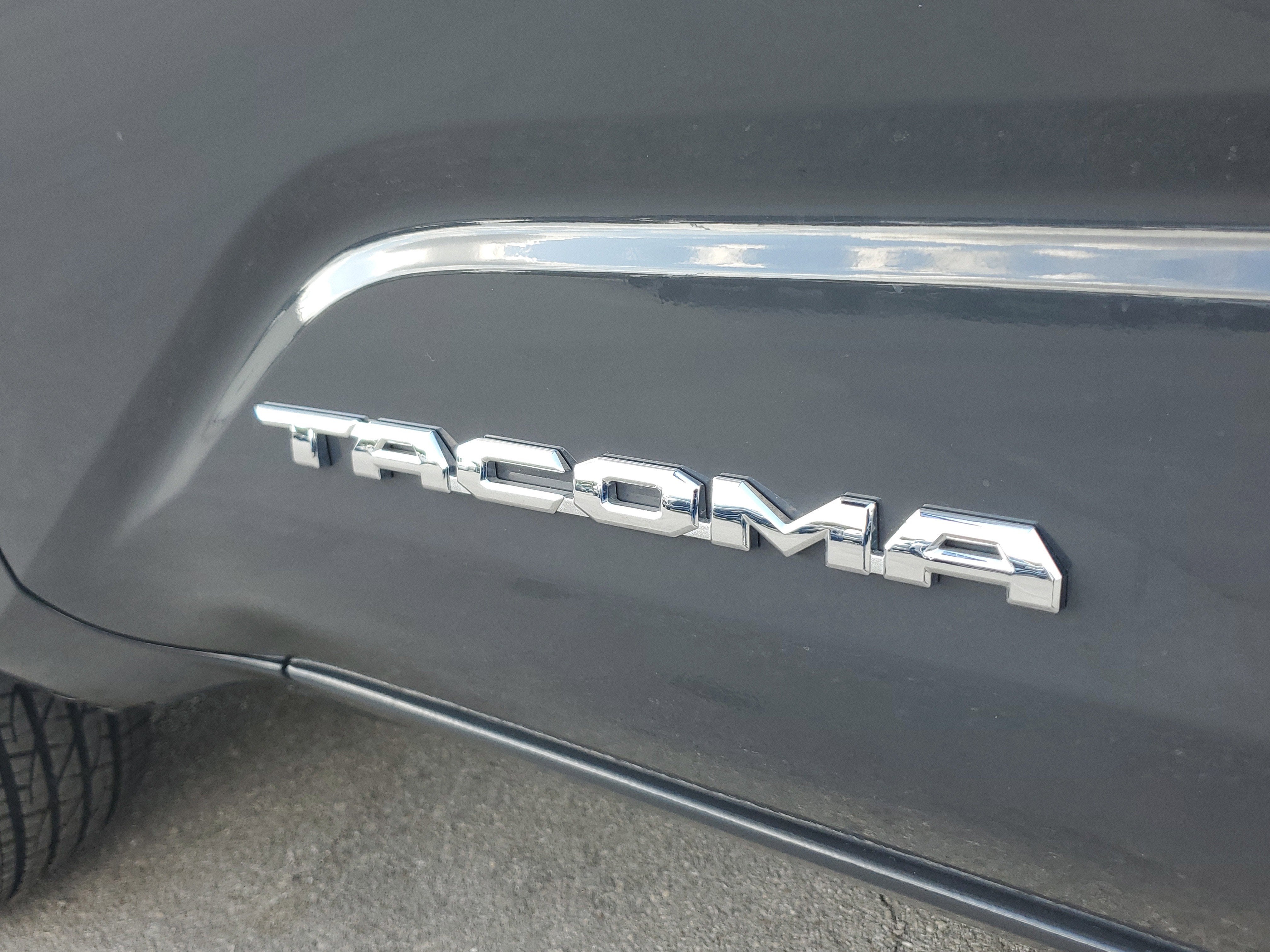 2025 Toyota Tacoma 2WD SR5