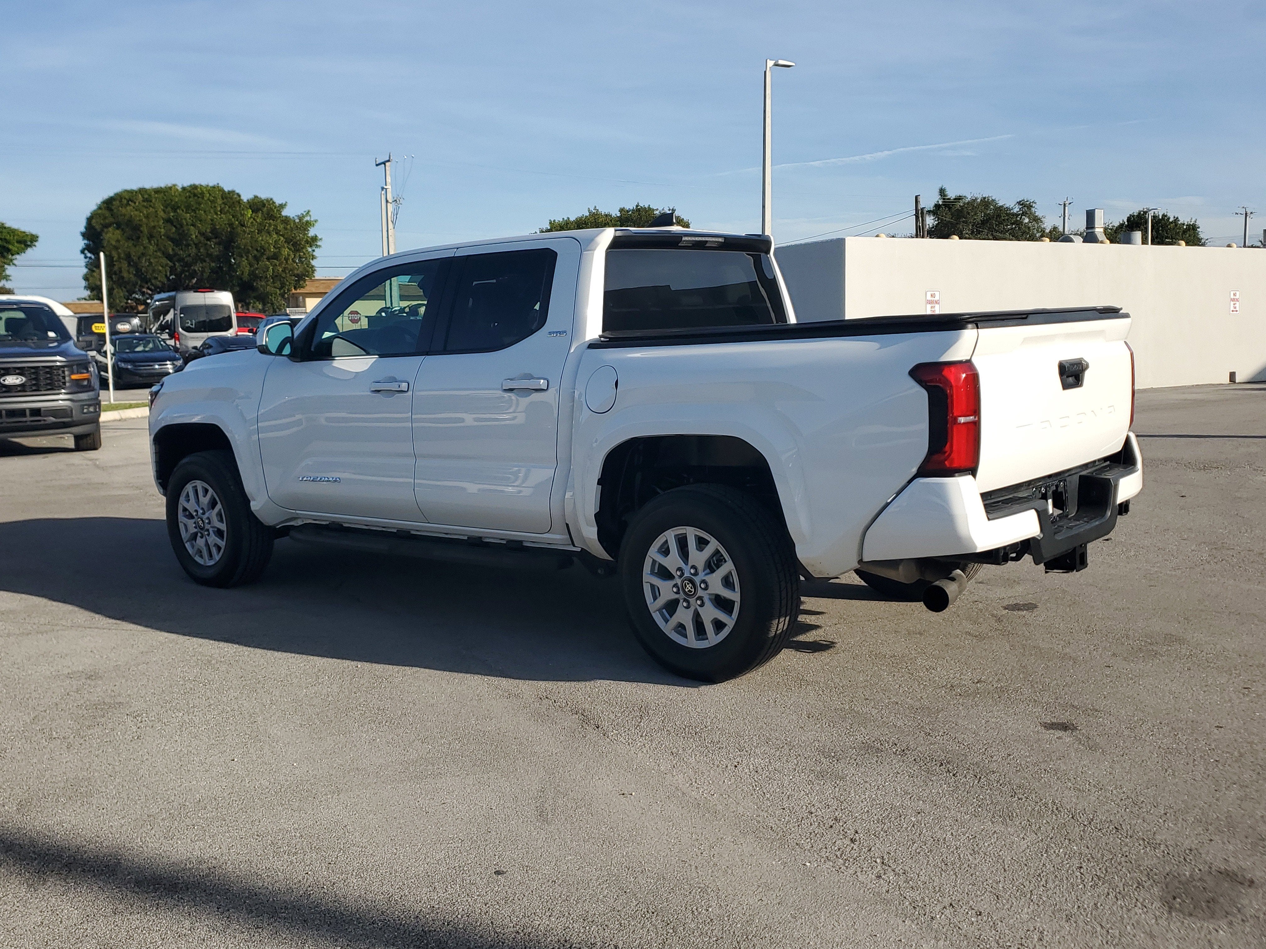 2024 Toyota Tacoma 2WD SR5
