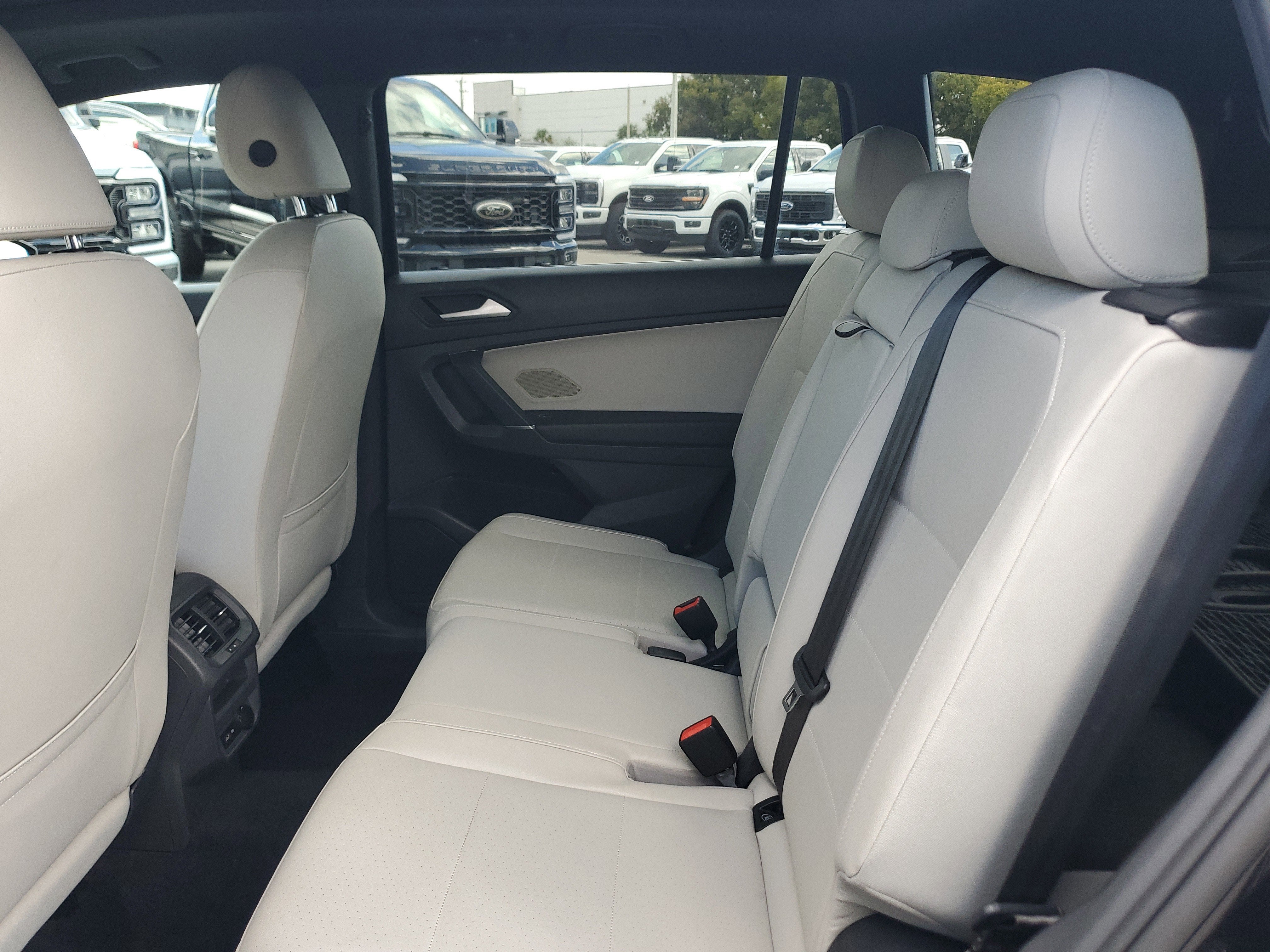 2020 Volkswagen Tiguan 2.0T SE R-Line Black