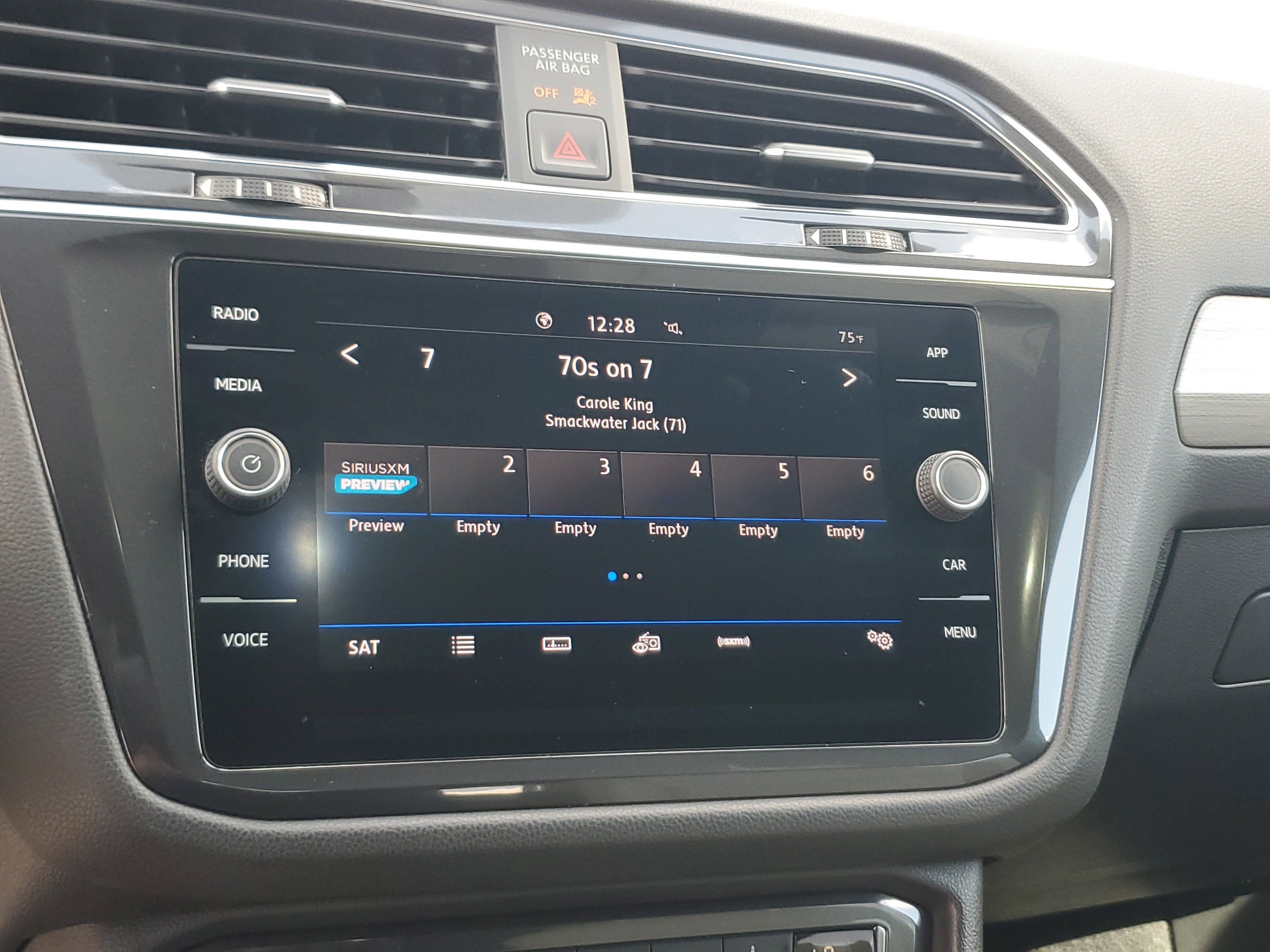 2020 Volkswagen Tiguan 2.0T SE R-Line Black