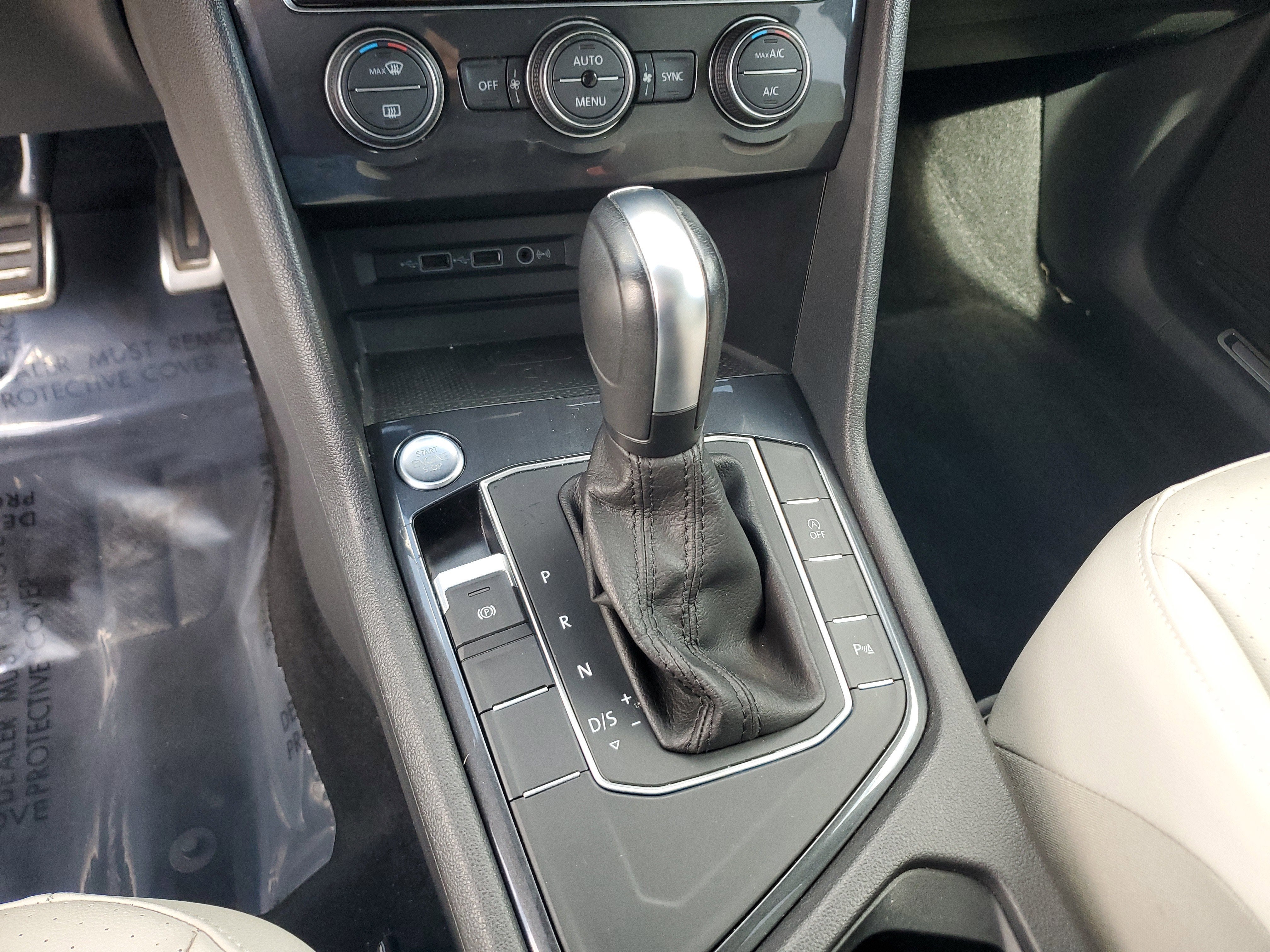 2020 Volkswagen Tiguan 2.0T SE R-Line Black