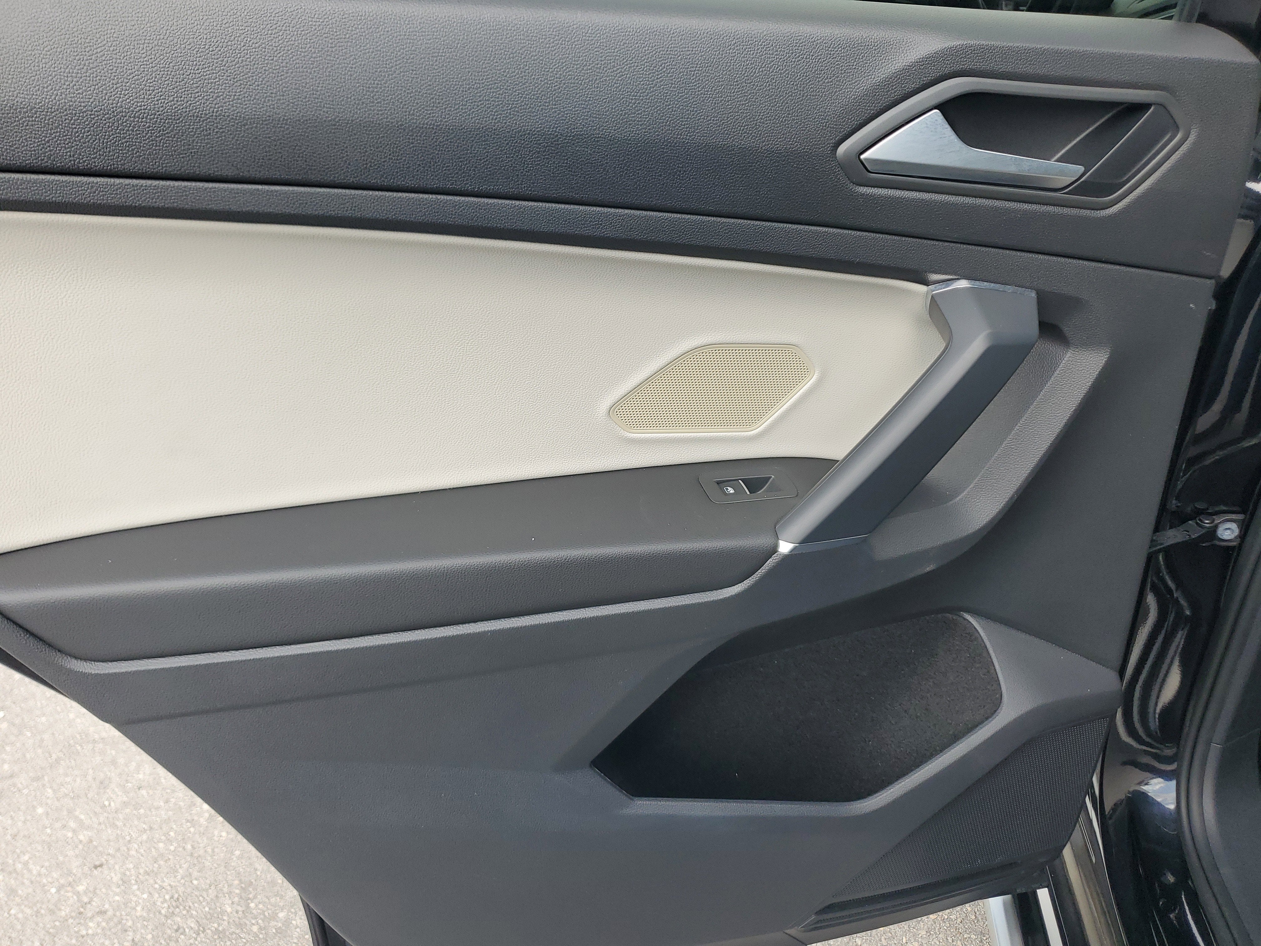 2020 Volkswagen Tiguan 2.0T SE R-Line Black