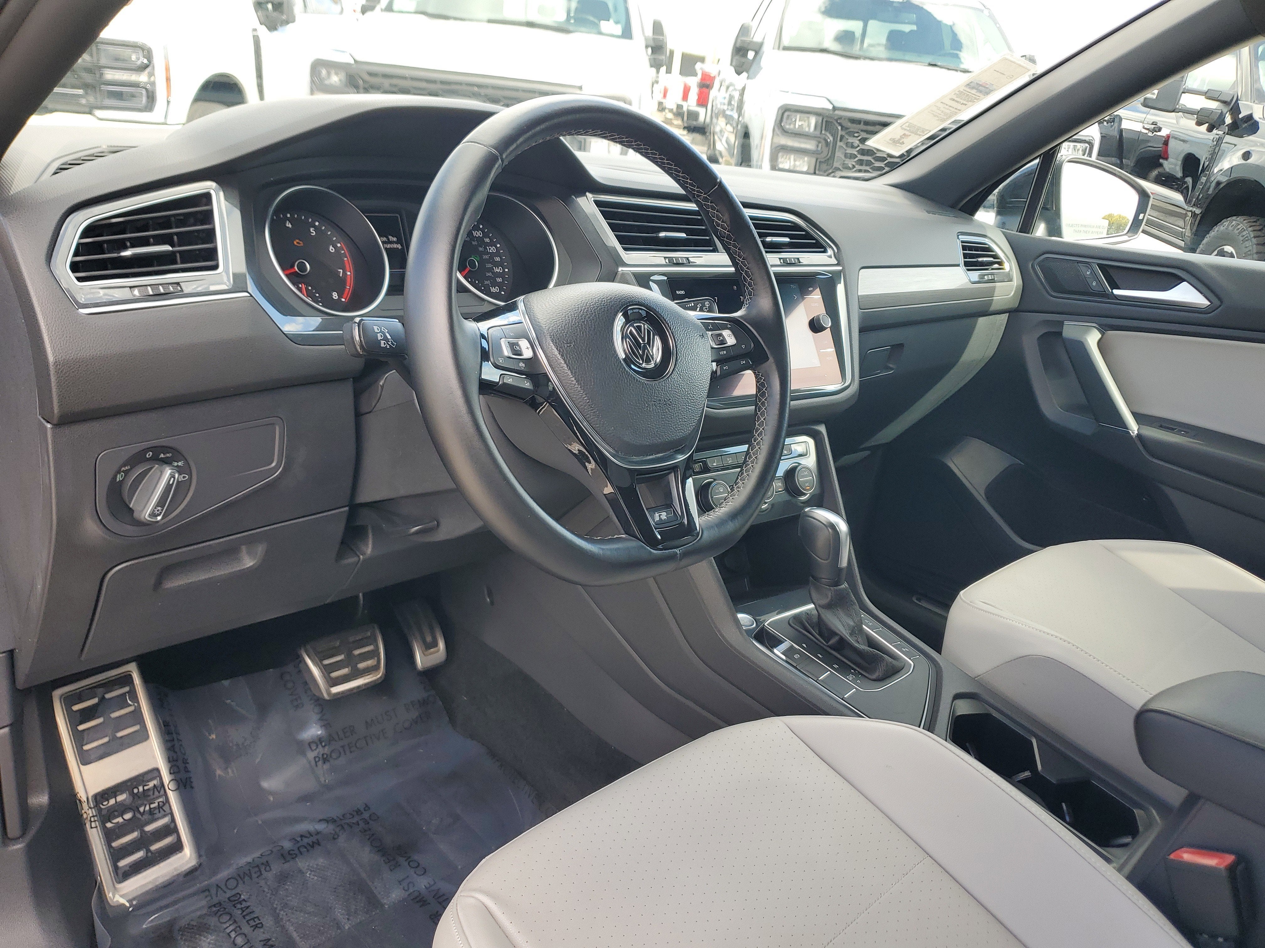 2020 Volkswagen Tiguan 2.0T SE R-Line Black