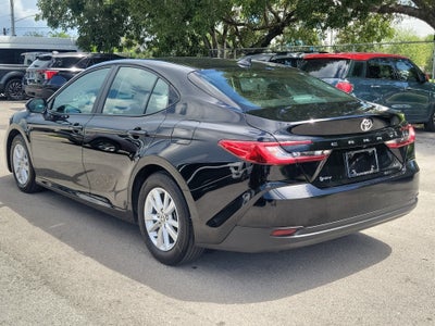 2025 Toyota Camry LE