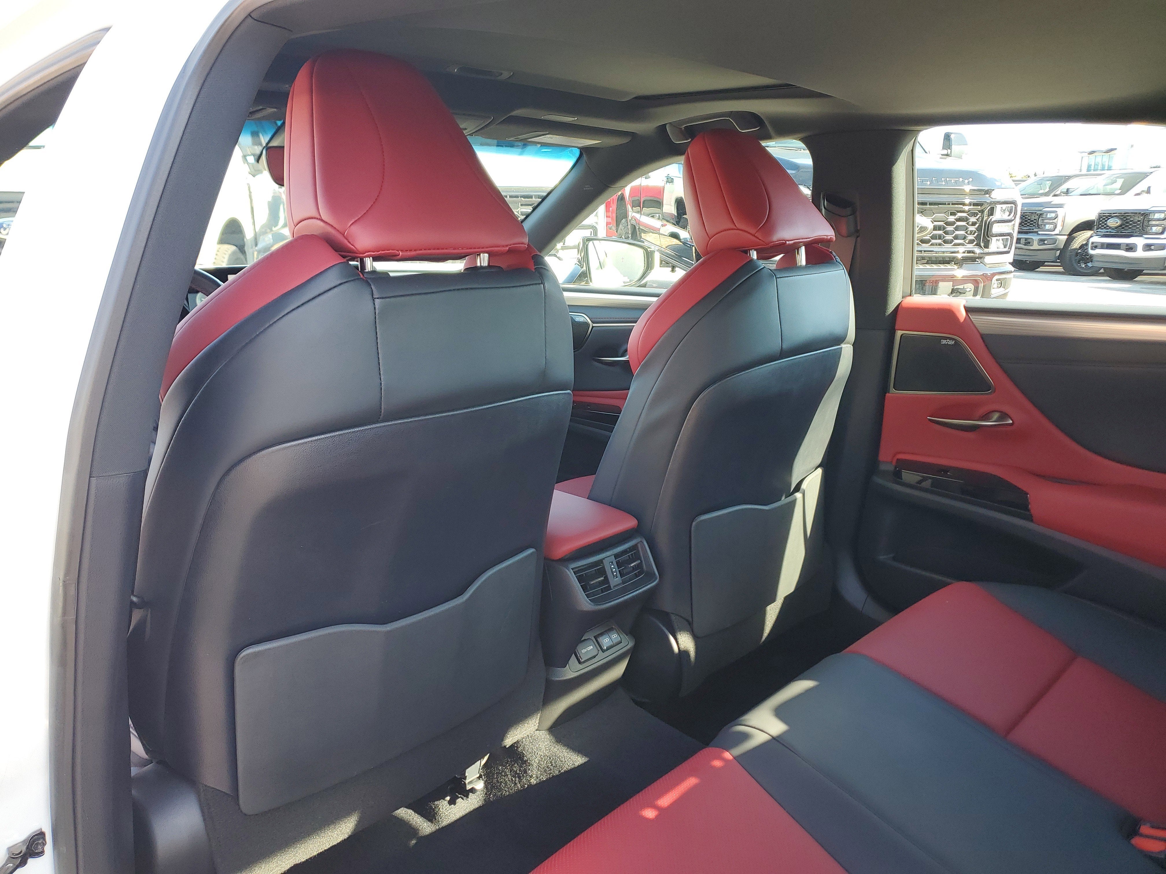 2024 Lexus ES ES 350 F SPORT Handling