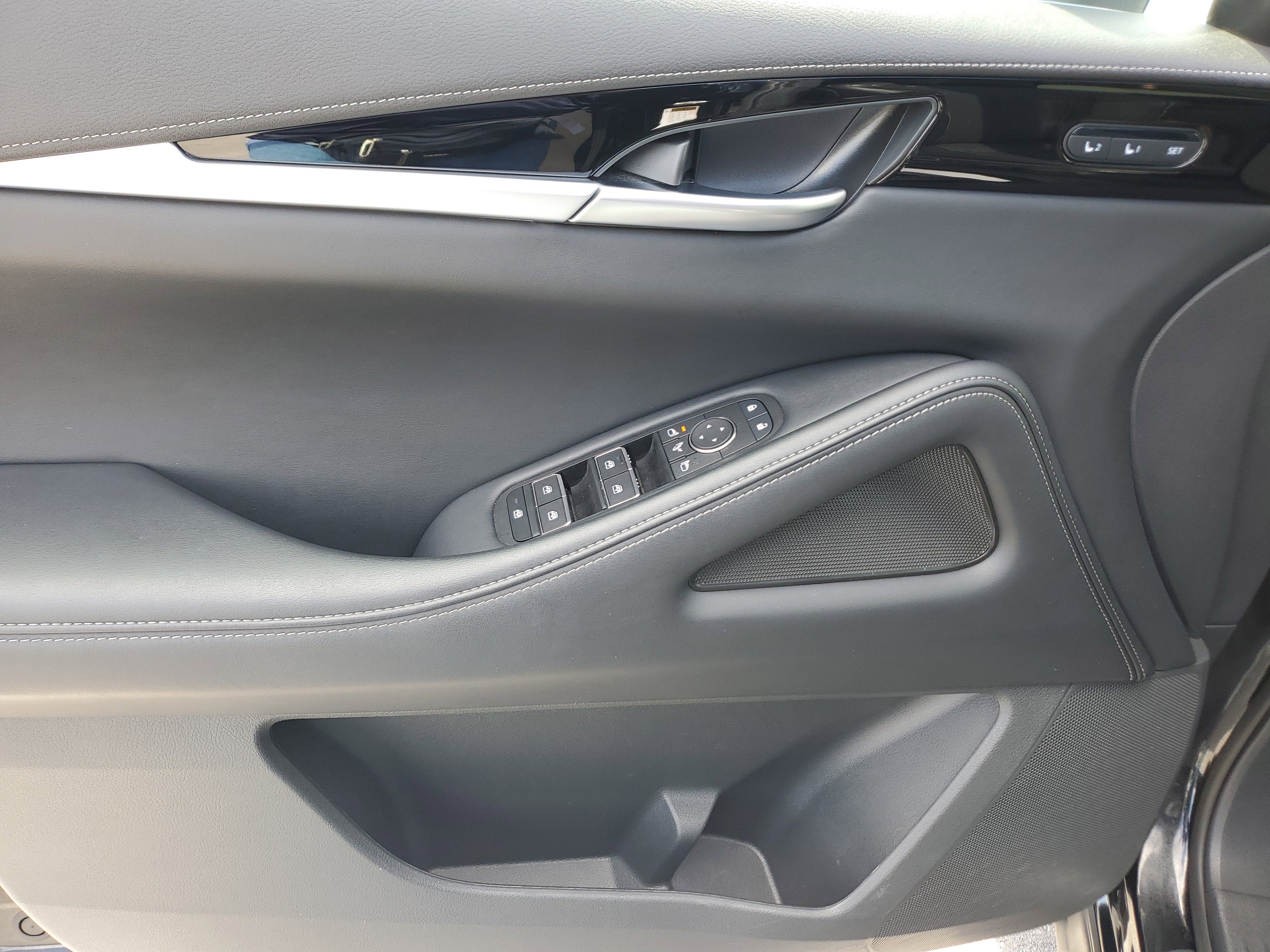 2025 INFINITI QX60 PURE