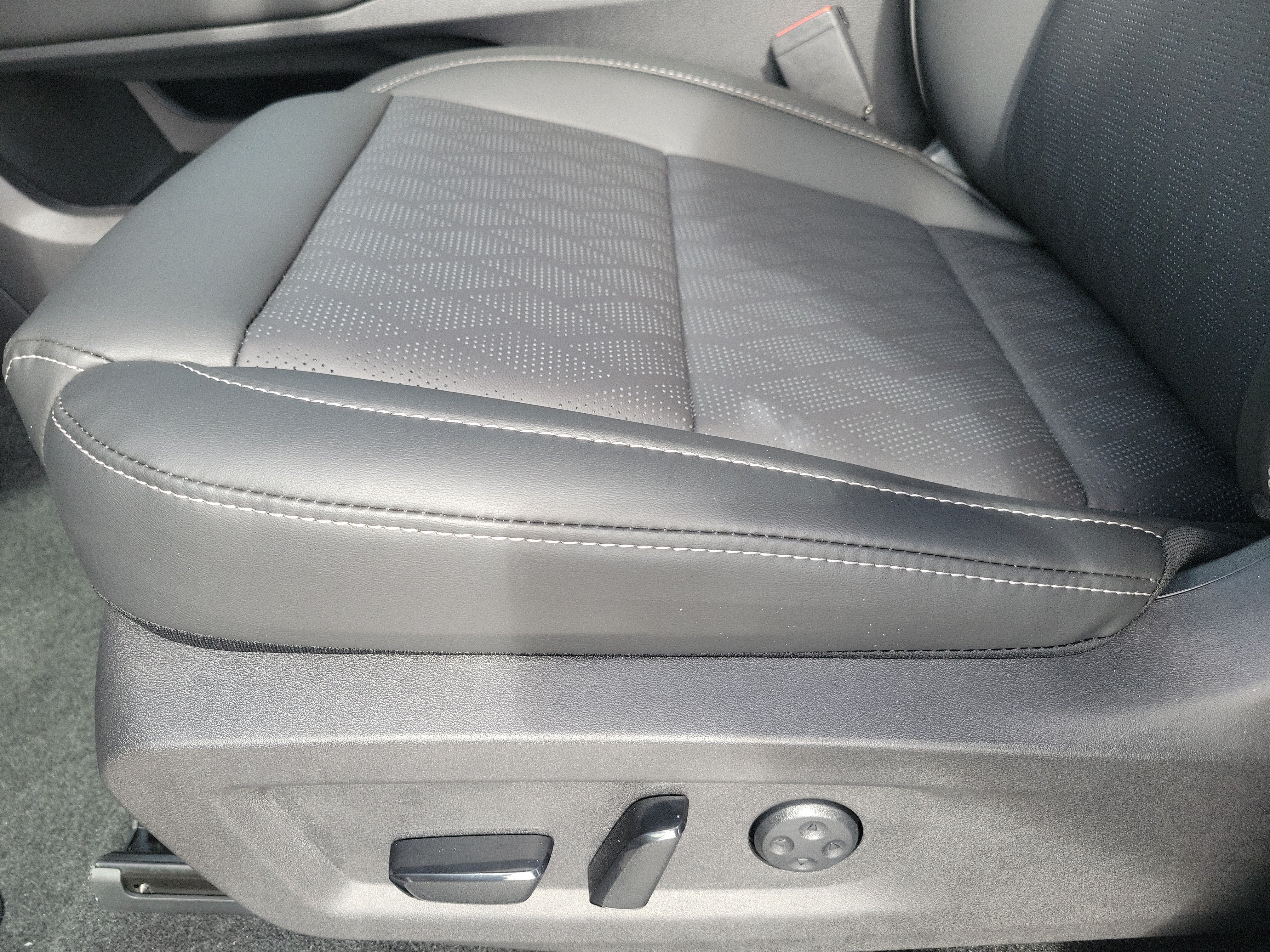 2027 Nissan Murano Platinum