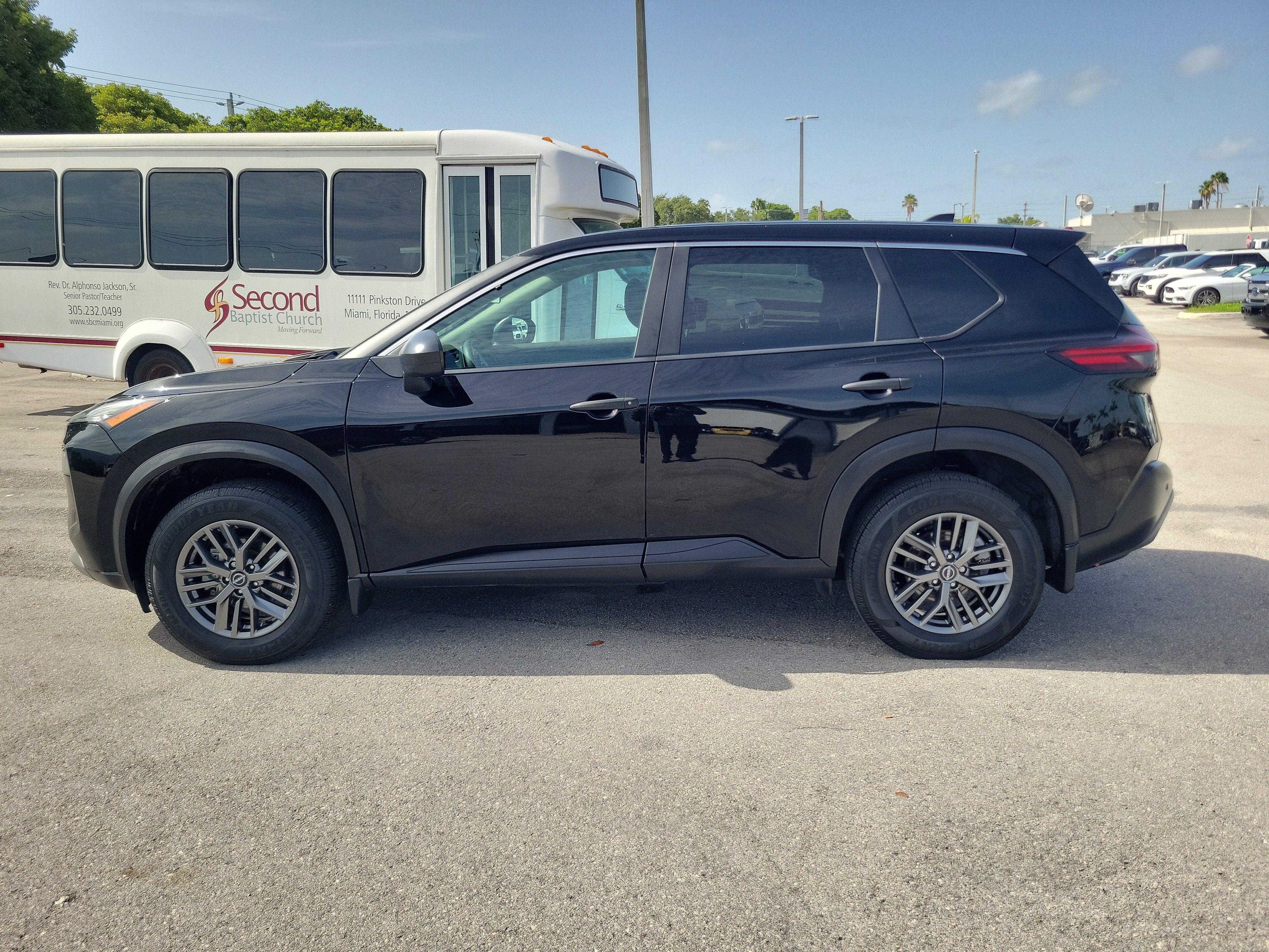 2023 Nissan Rogue S