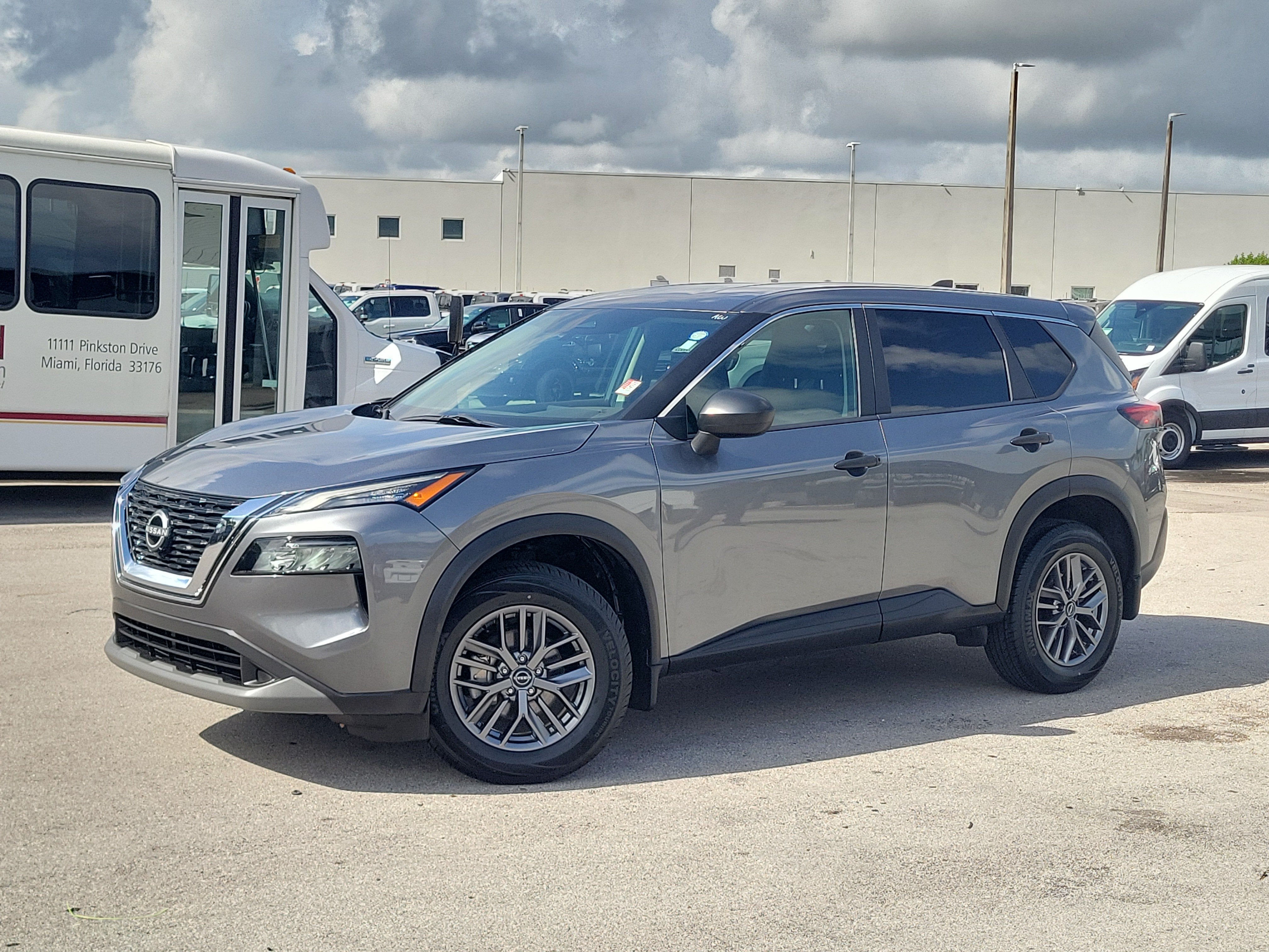 2023 Nissan Rogue S 4WD