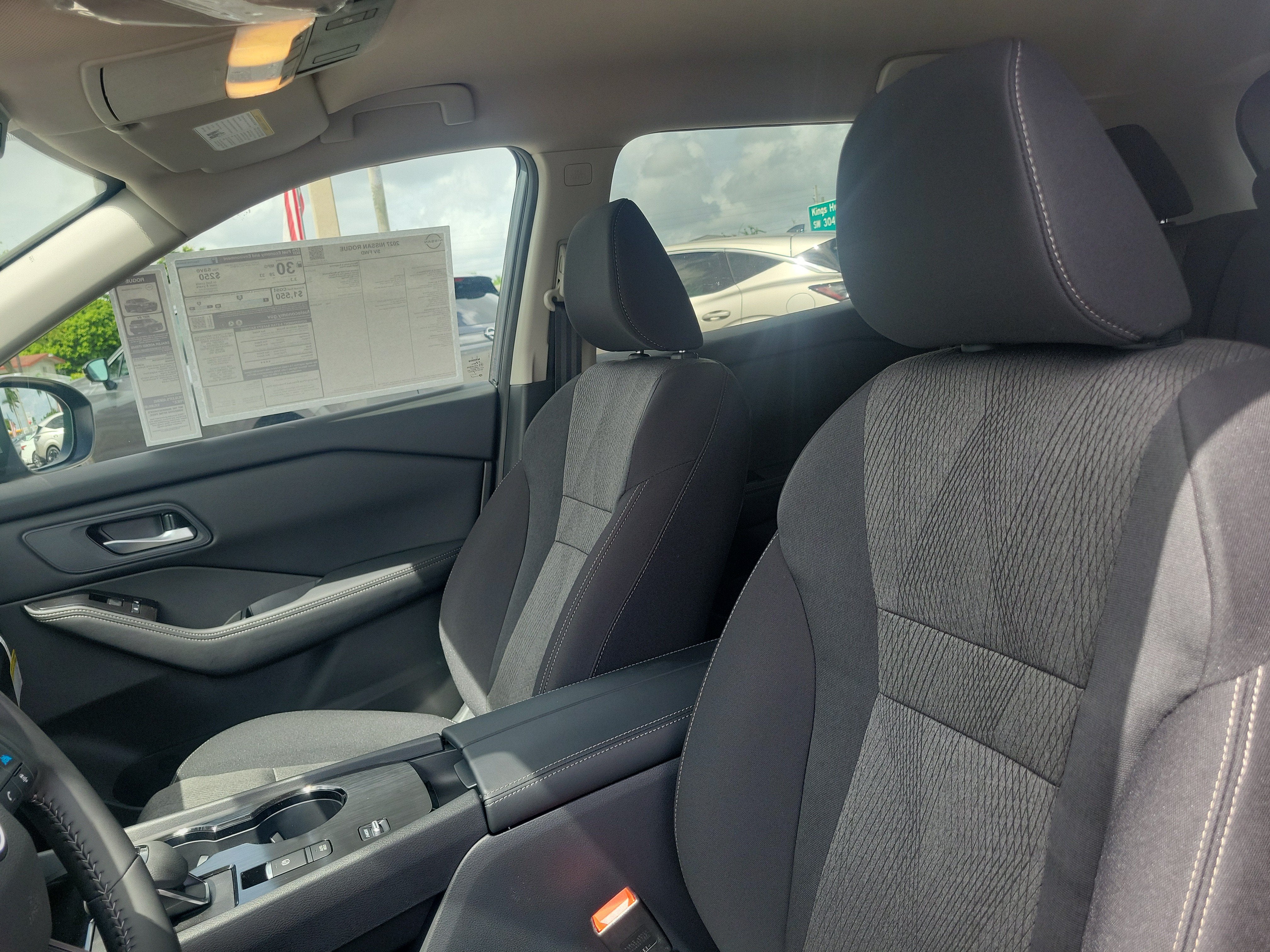 2027 Nissan Rogue SV