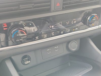 2027 Nissan Rogue SV