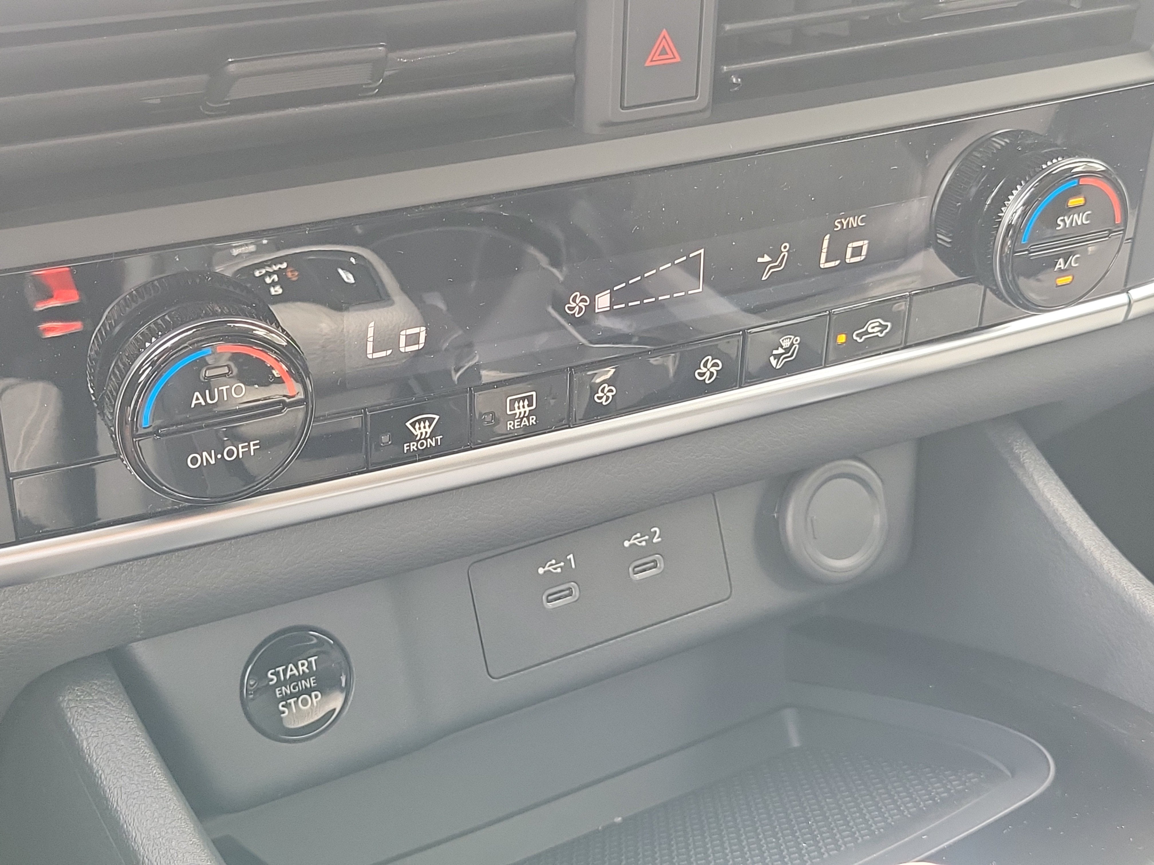 2027 Nissan Rogue SV