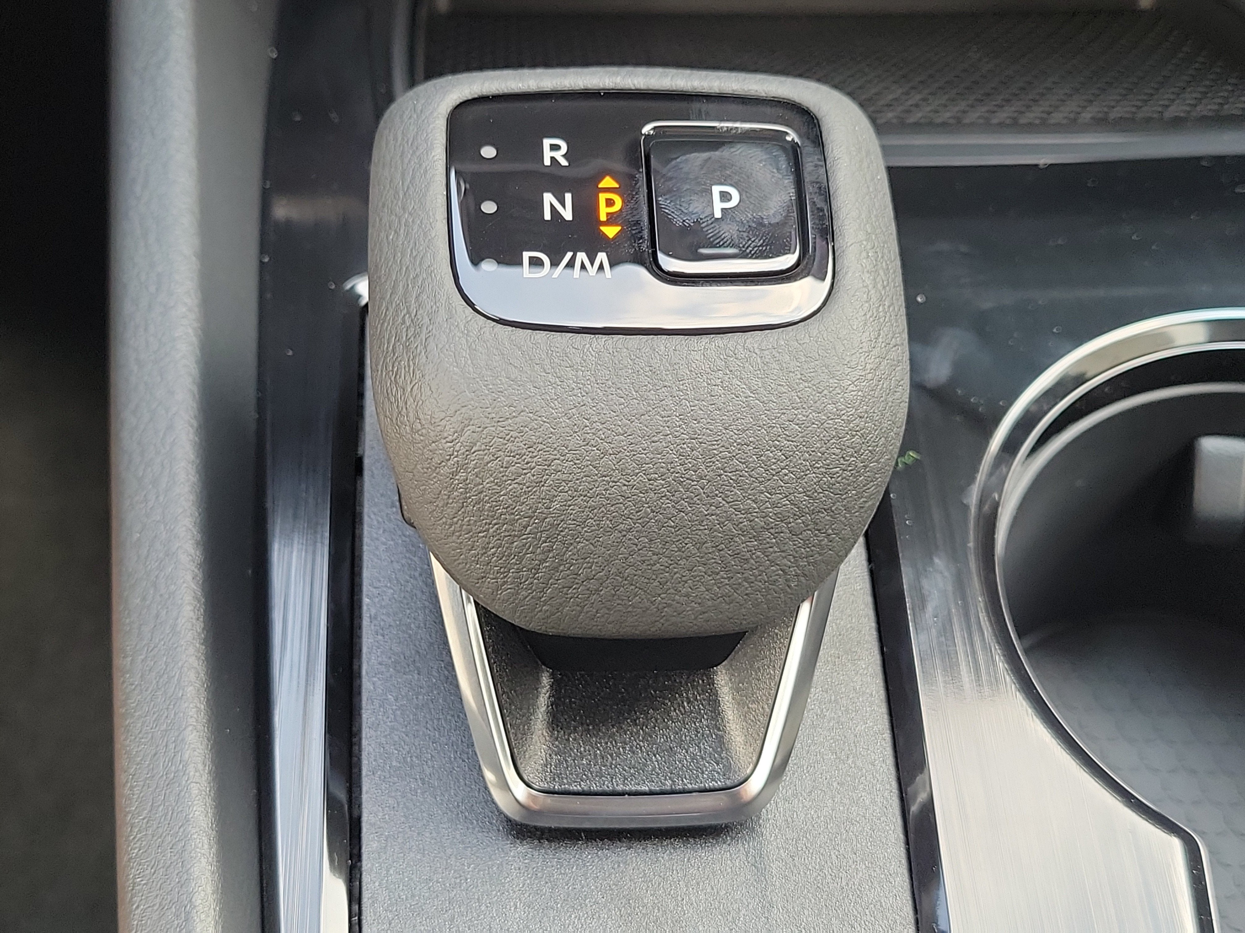 2027 Nissan Rogue SV