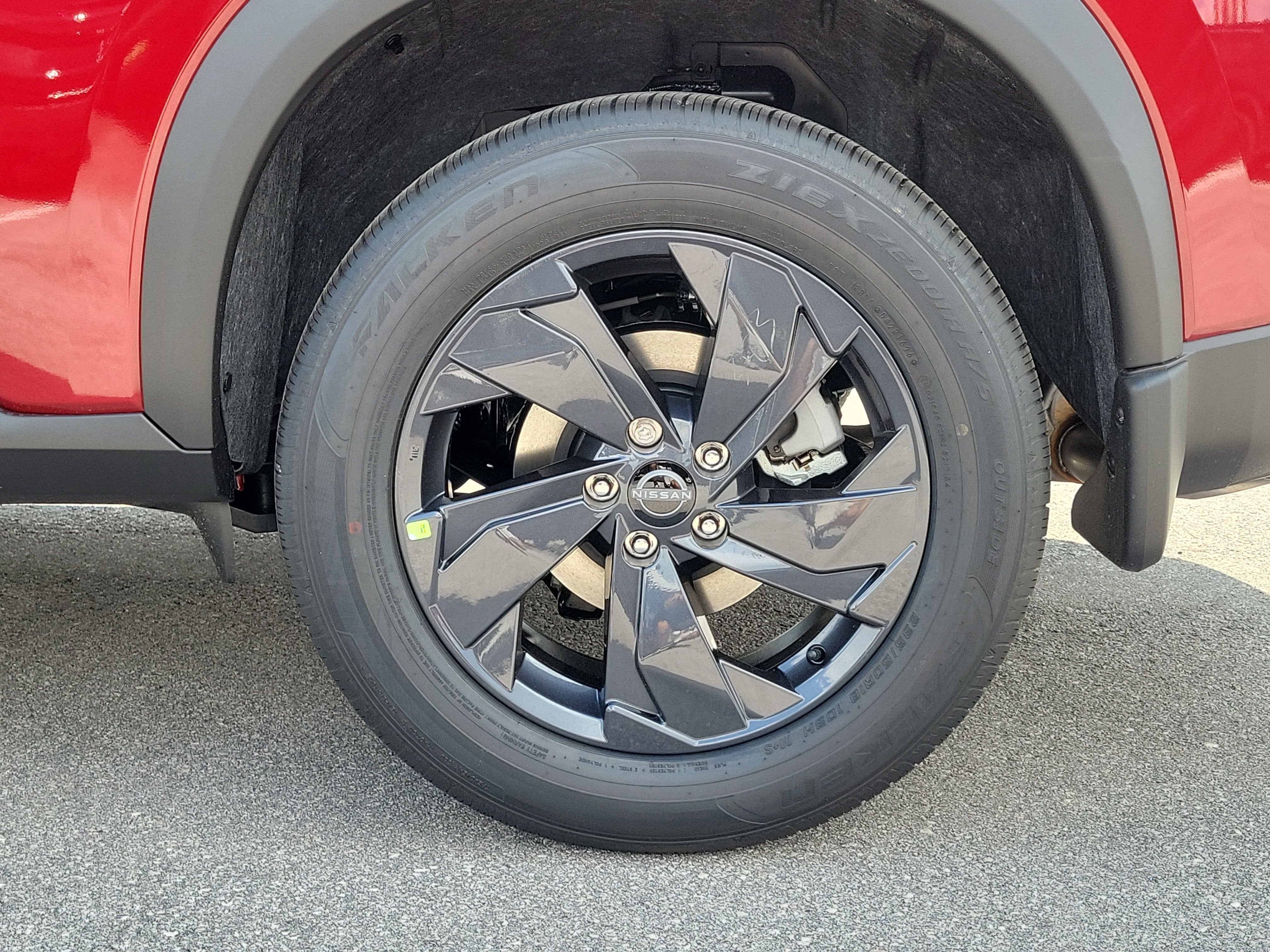 2027 Nissan Rogue SV