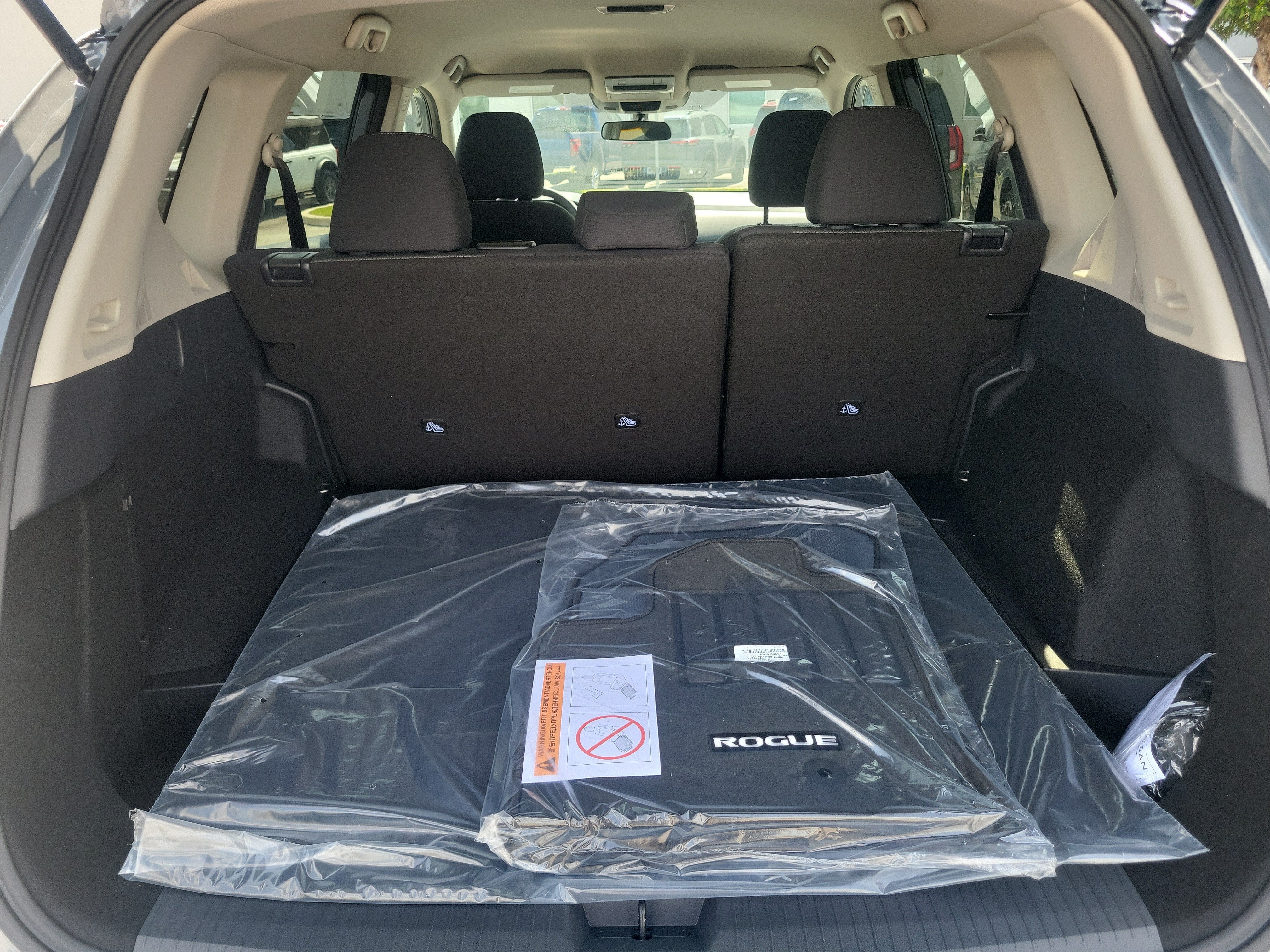 2027 Nissan Rogue SV