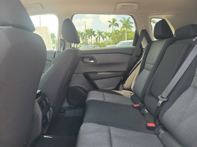 2027 Nissan Rogue SV