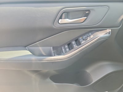 2027 Nissan Rogue SV