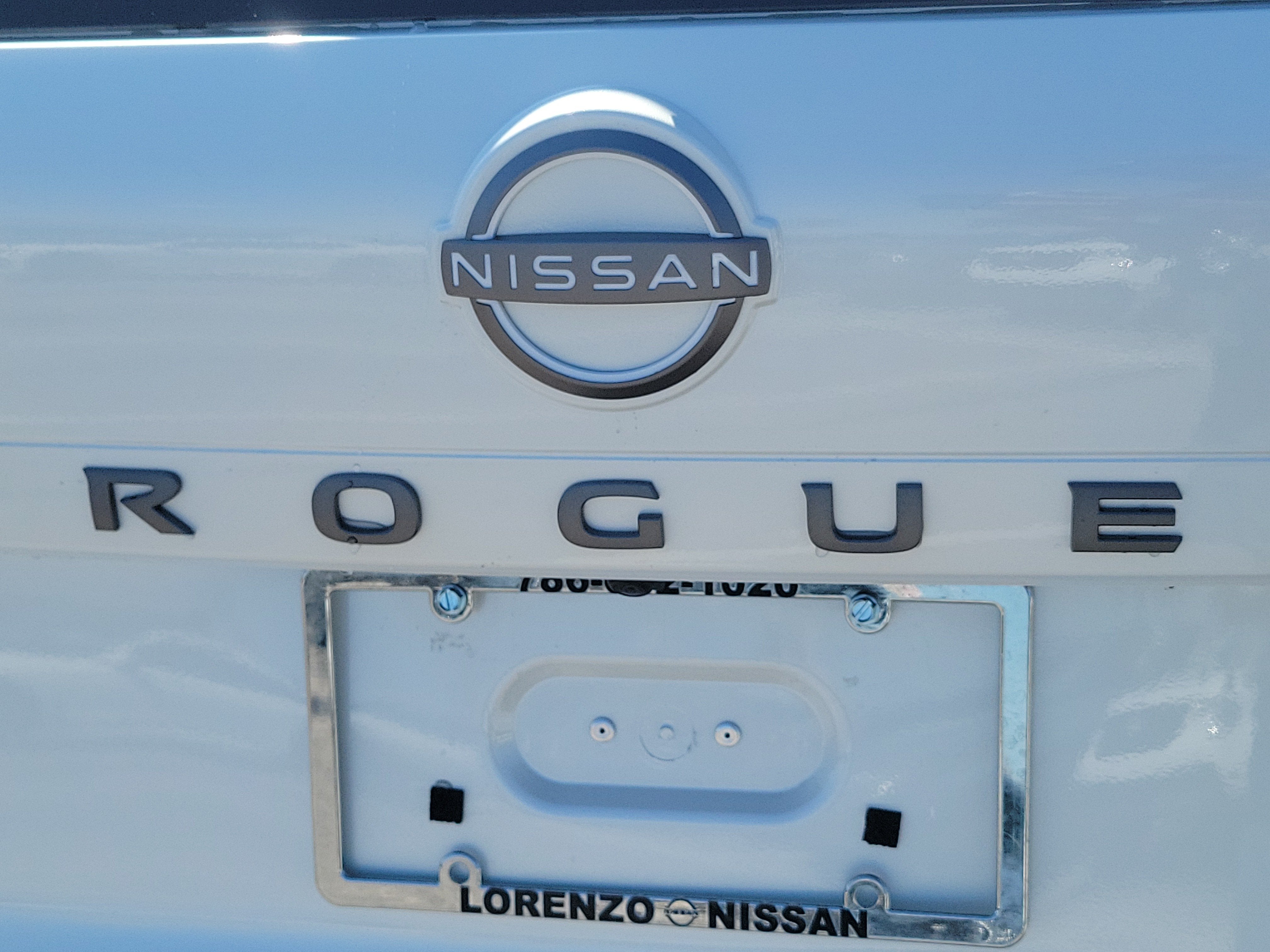 2027 Nissan Rogue SV