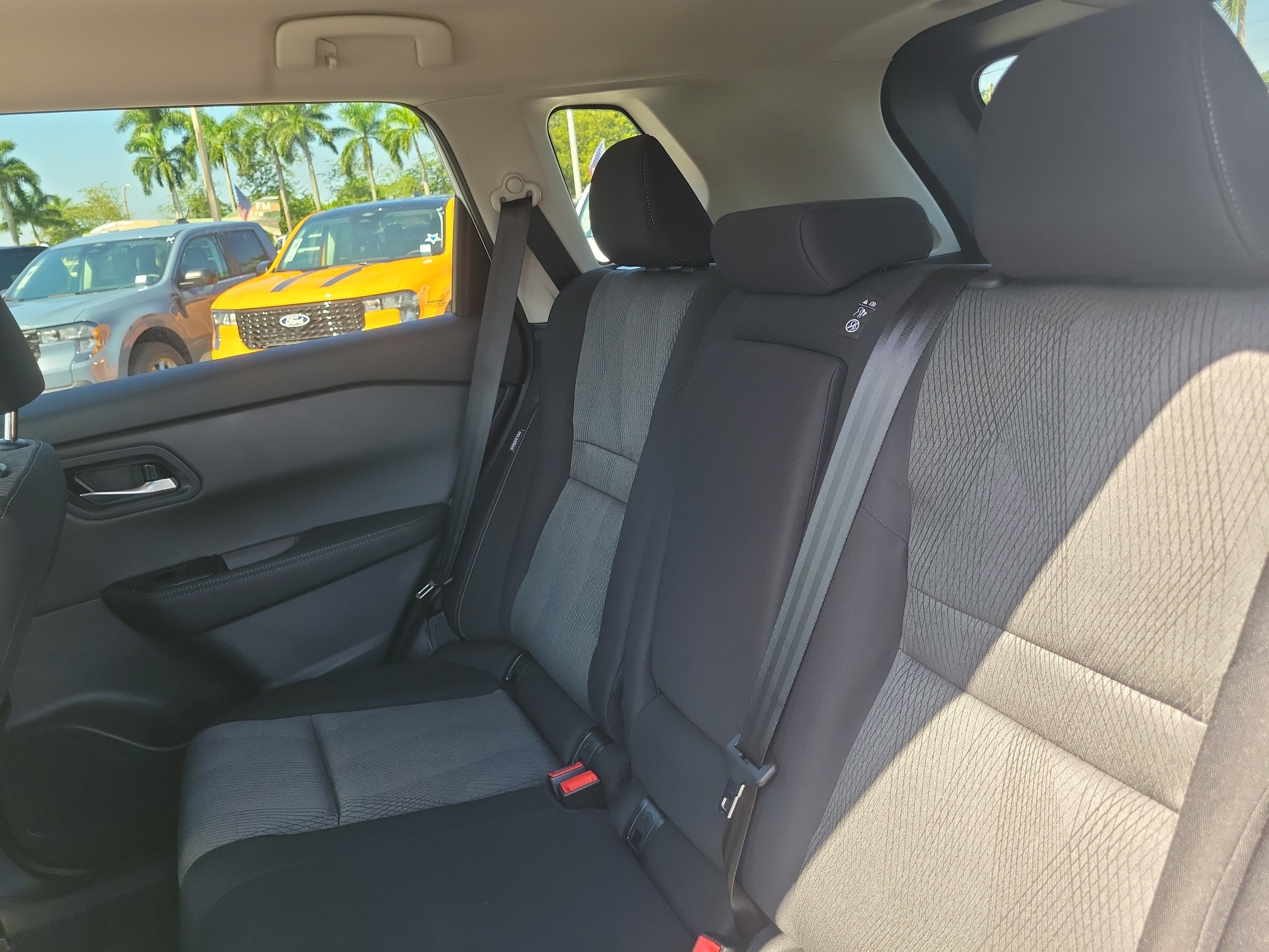 2027 Nissan Rogue SV