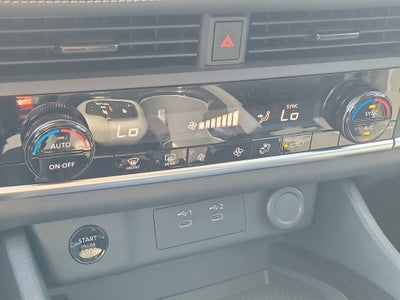 2027 Nissan Rogue SV