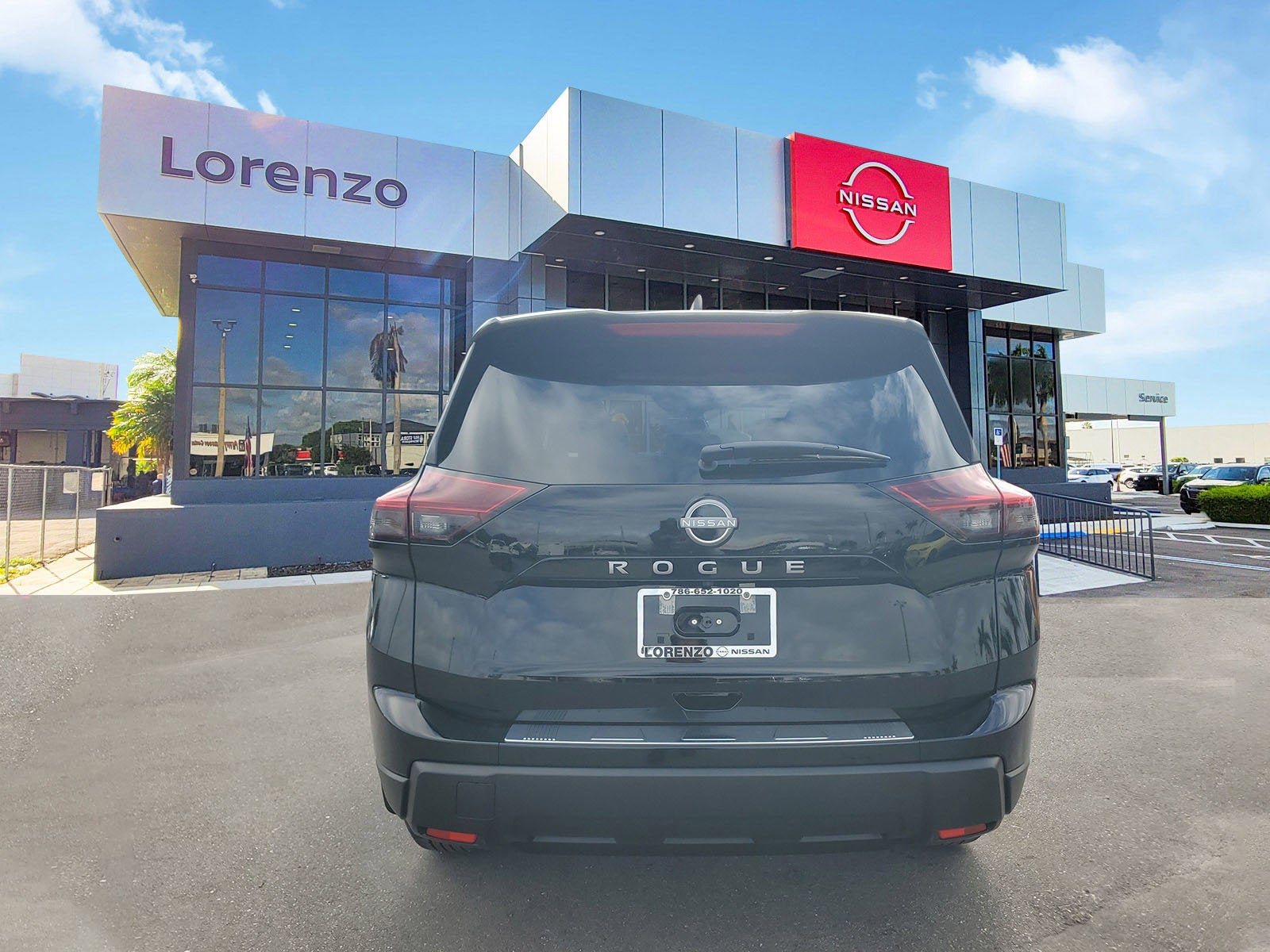 2026 Nissan Rogue SV