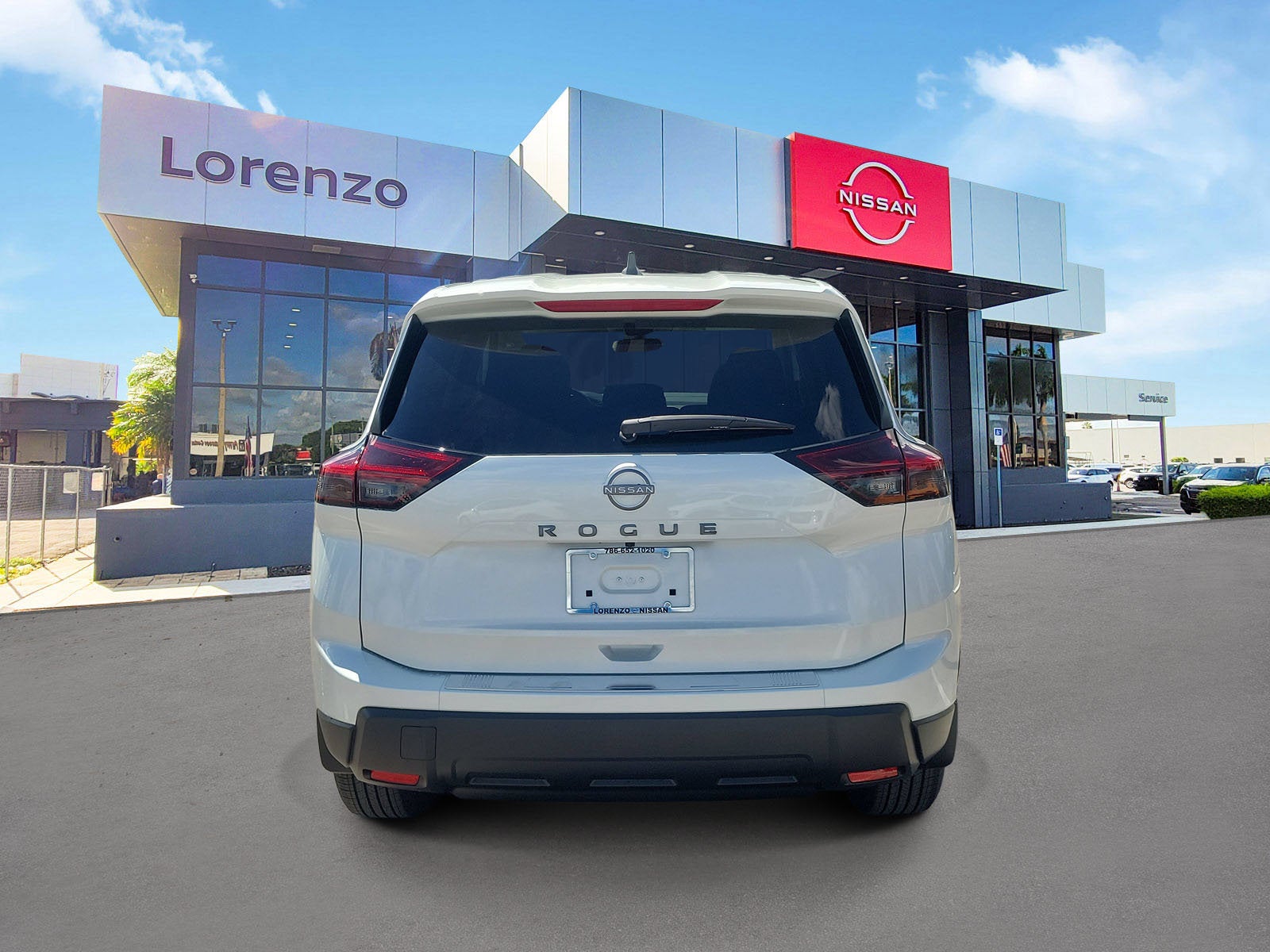 2027 Nissan Rogue SV