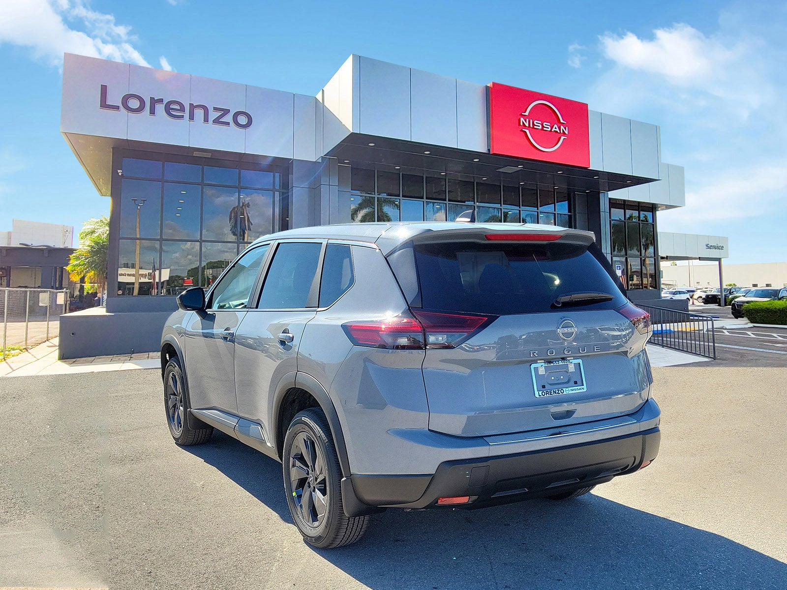 2026 Nissan Rogue SV