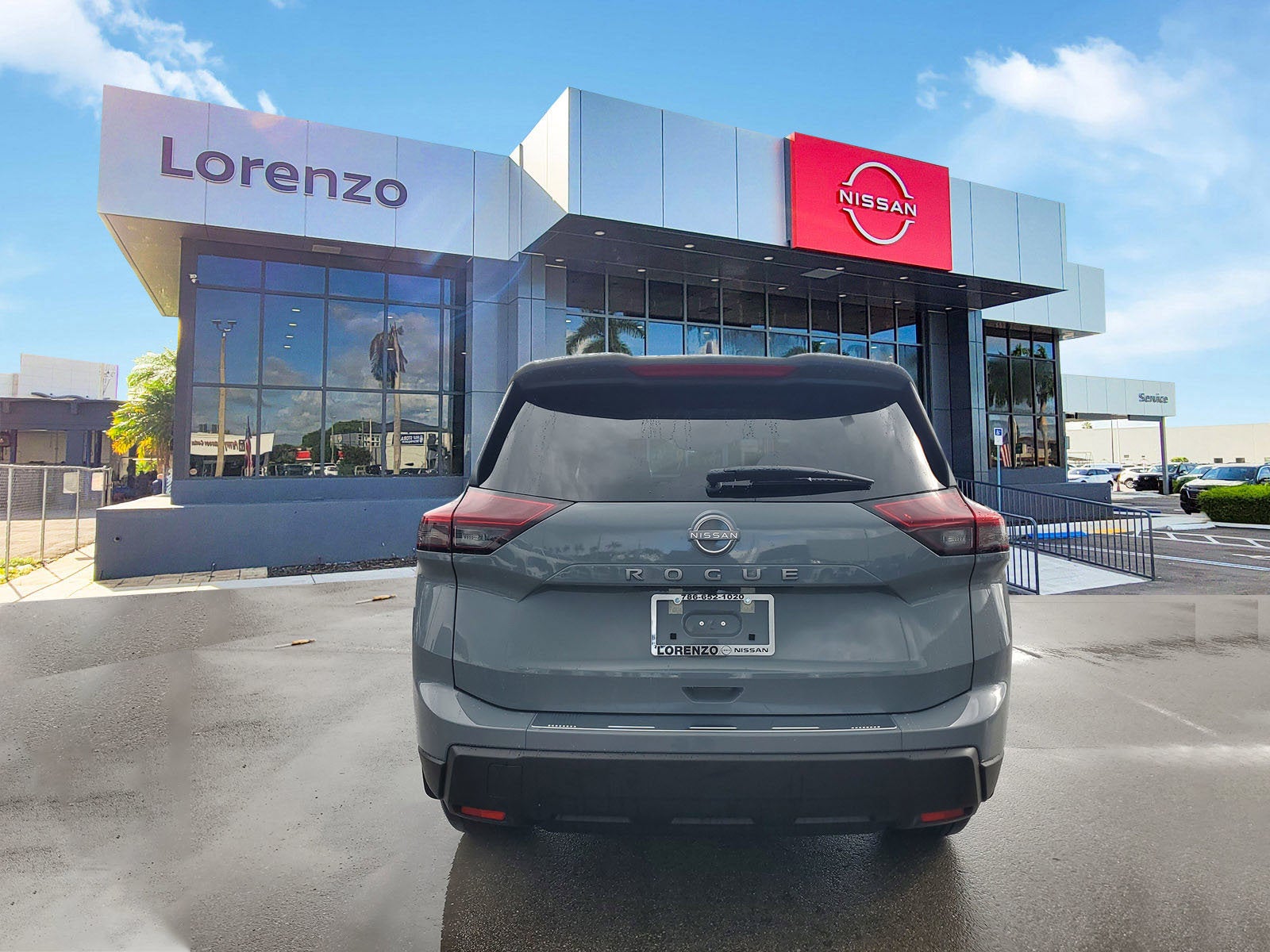 2026 Nissan Rogue SV