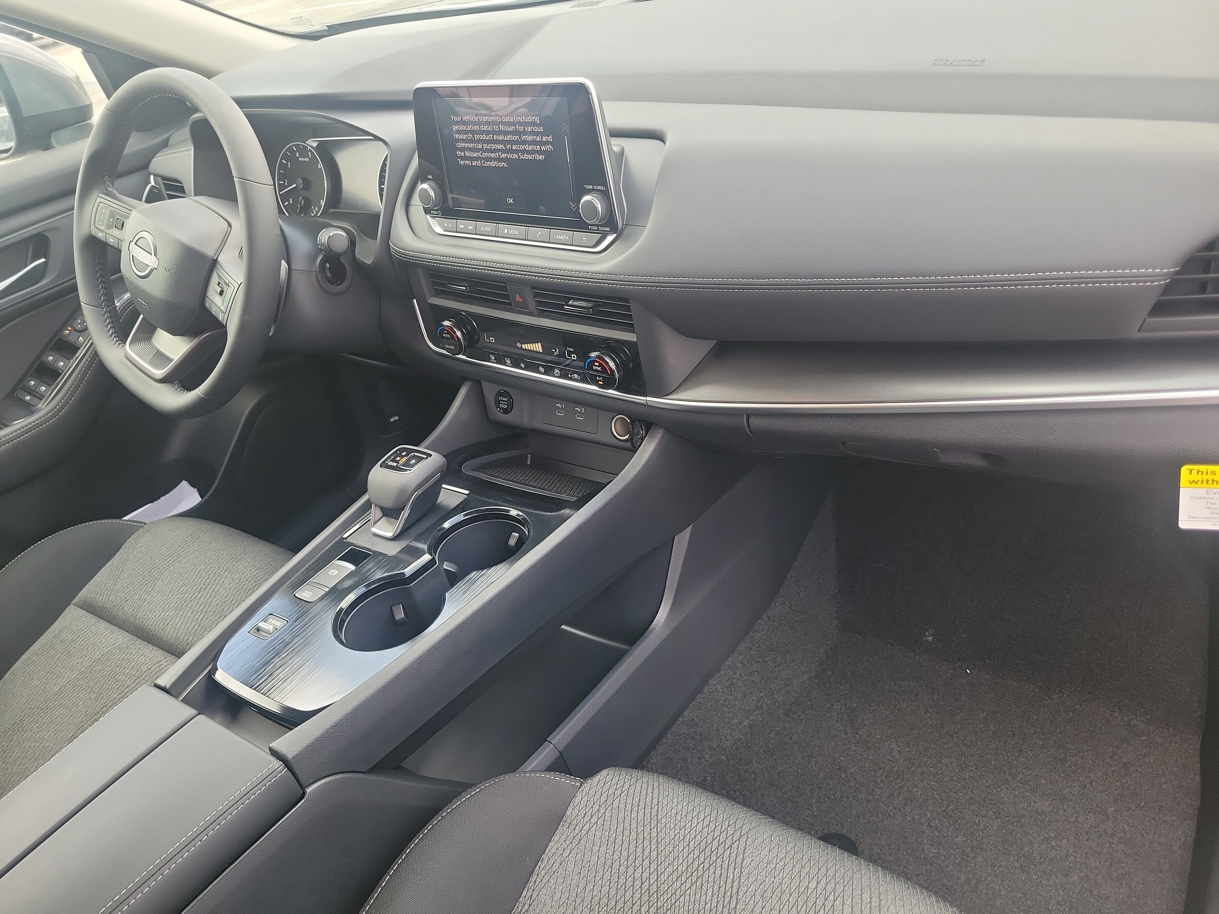 2027 Nissan Rogue SV