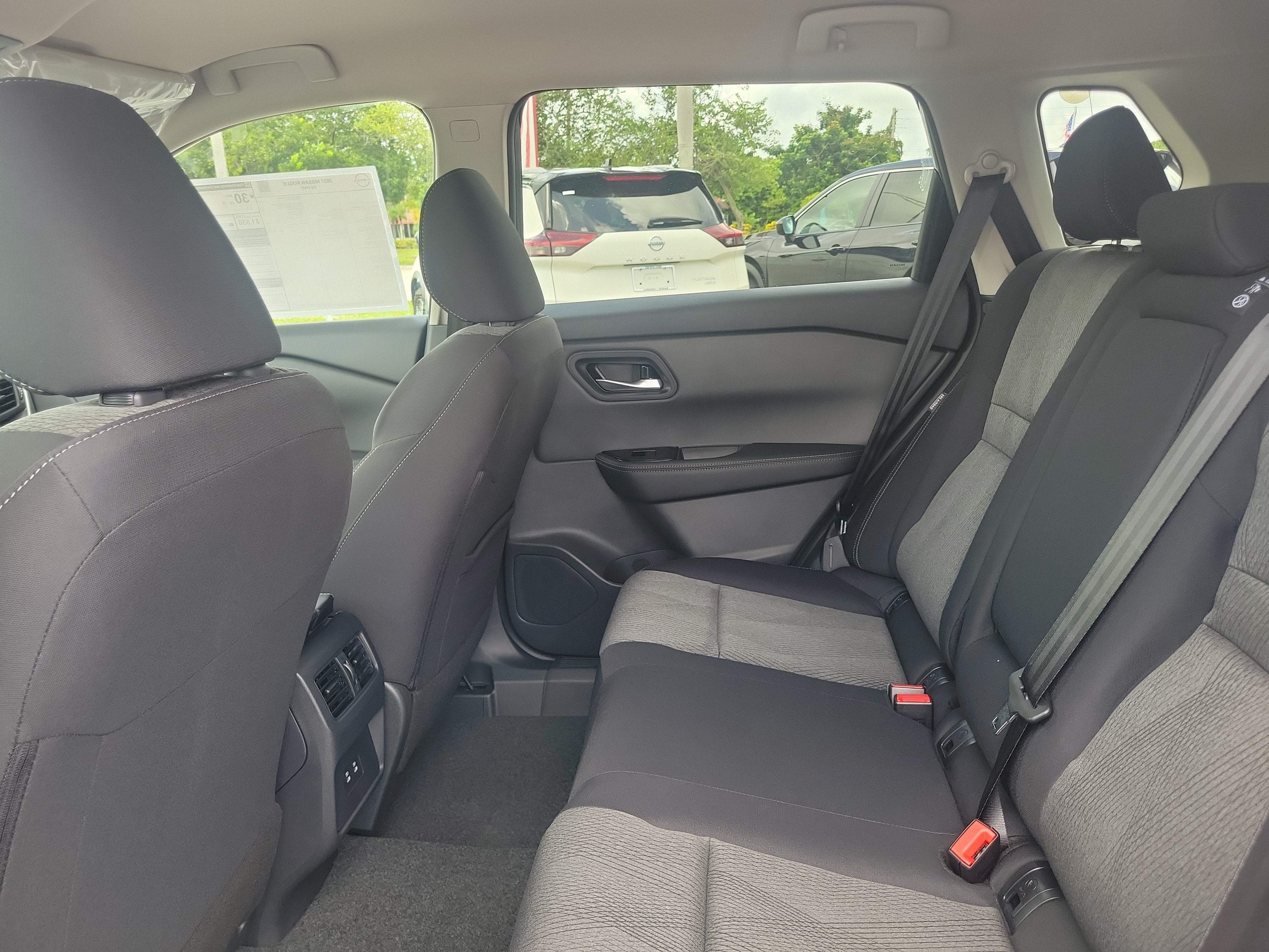 2027 Nissan Rogue SV