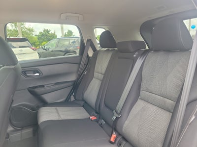 2027 Nissan Rogue SV