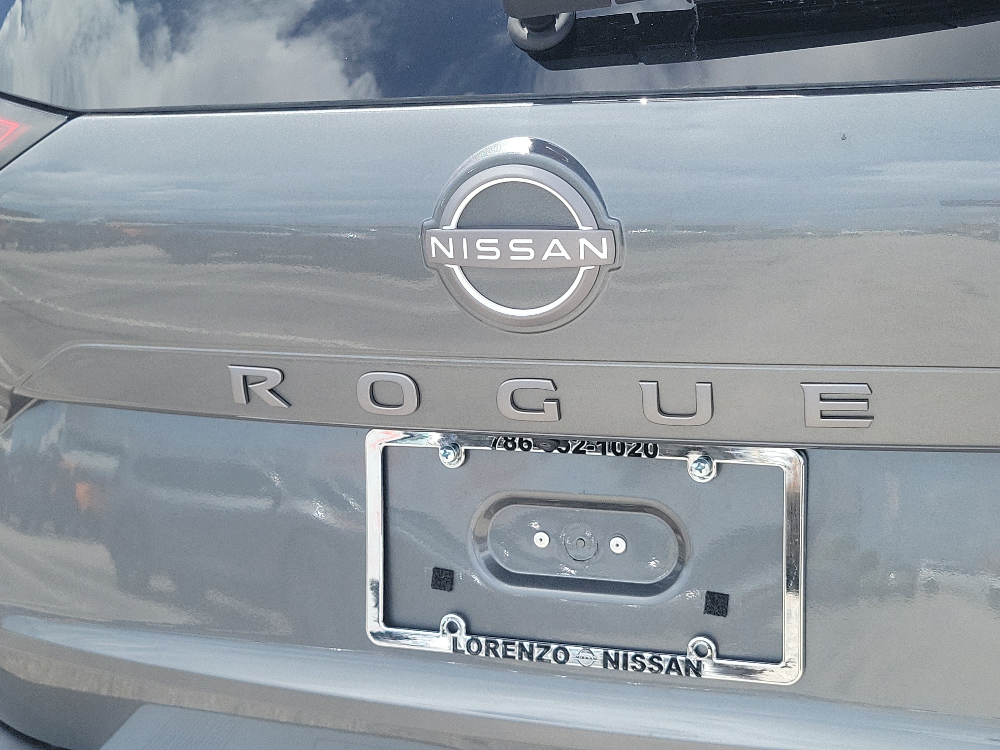 2027 Nissan Rogue SV