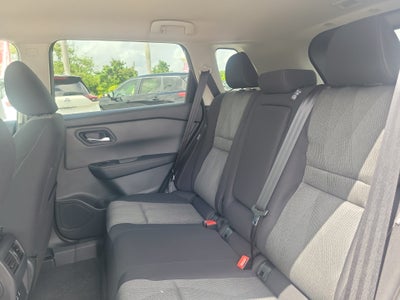 2027 Nissan Rogue SV