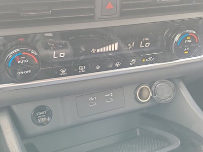 2027 Nissan Rogue SV