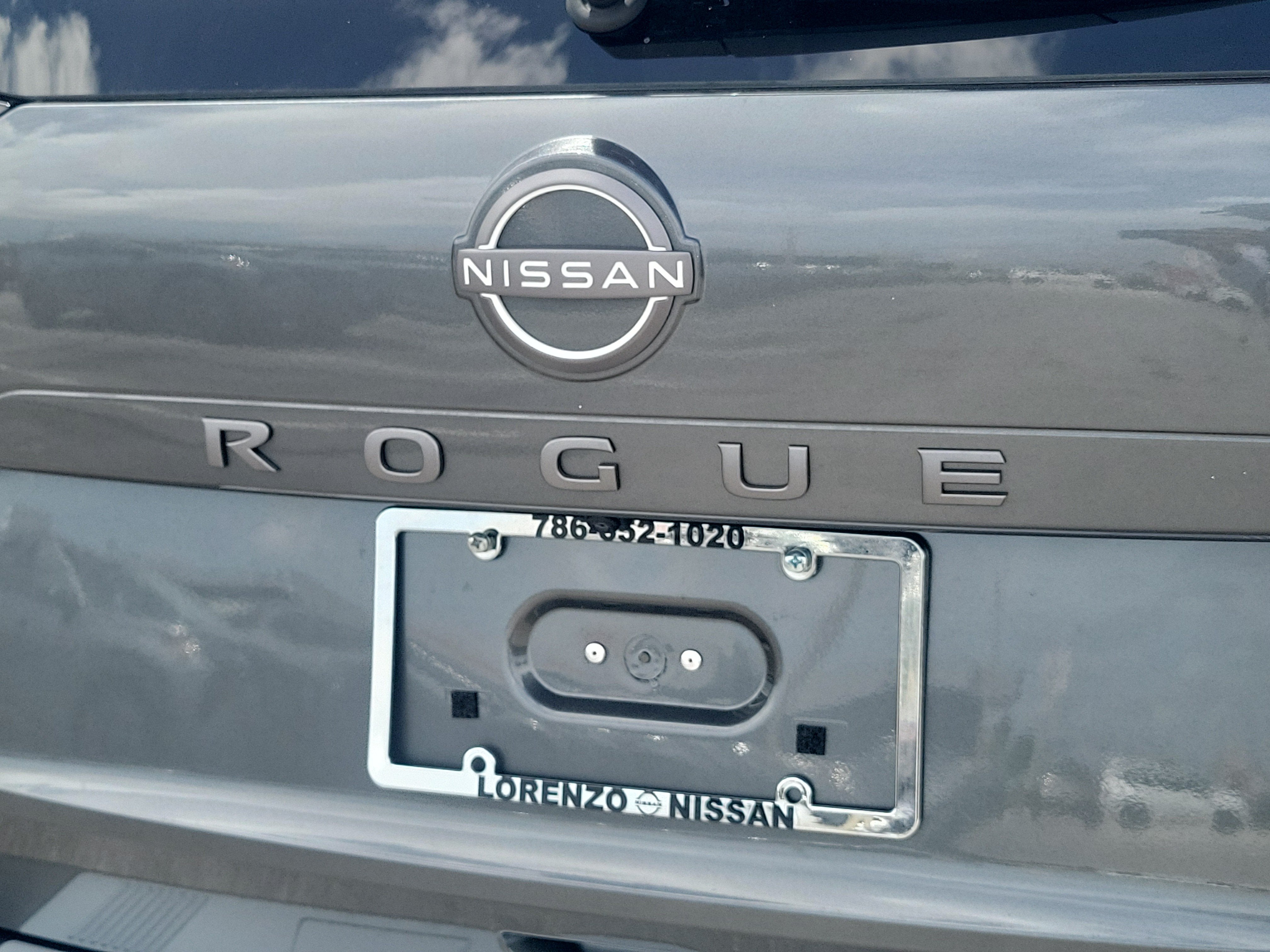 2027 Nissan Rogue SV
