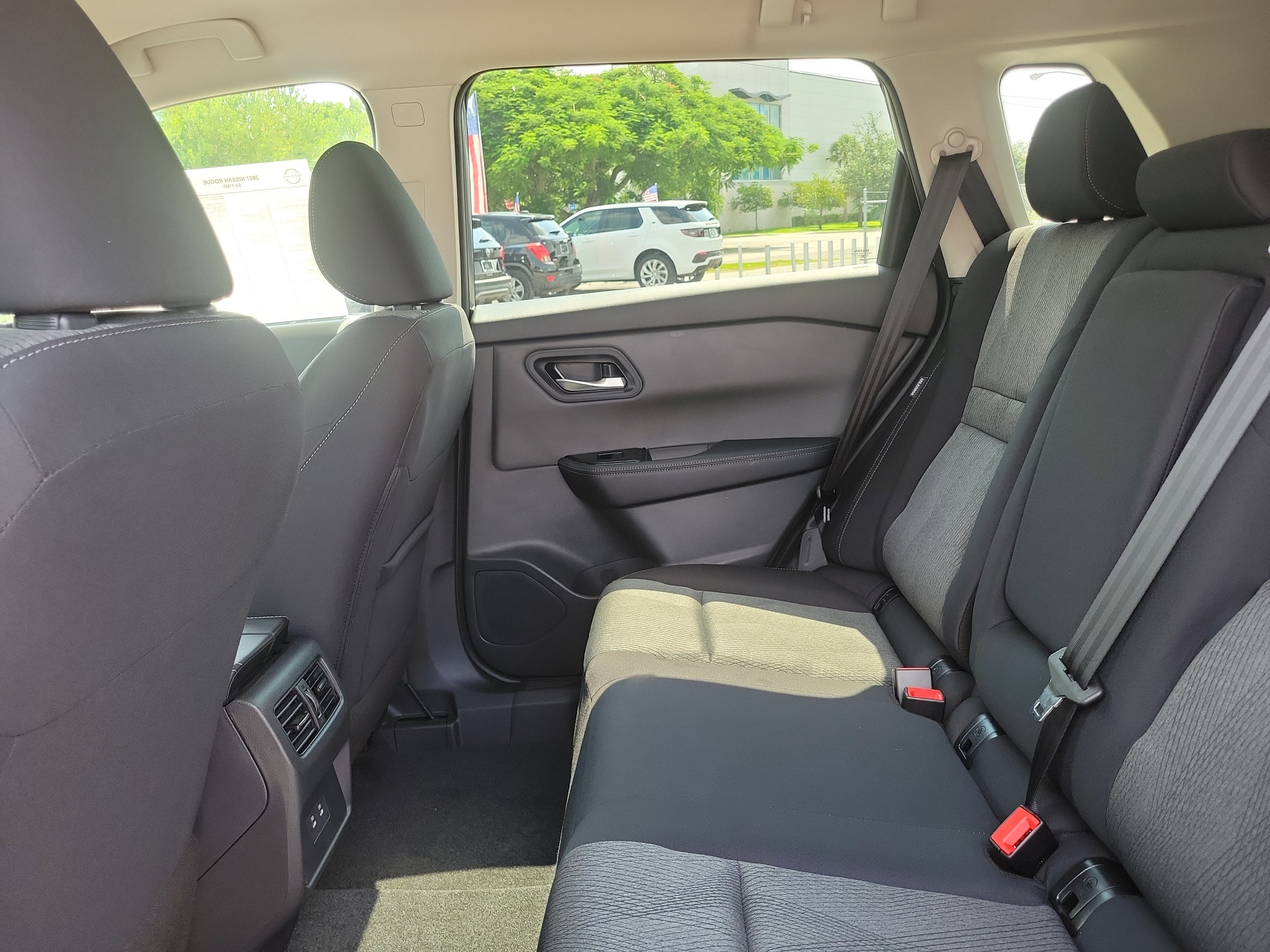2027 Nissan Rogue SV
