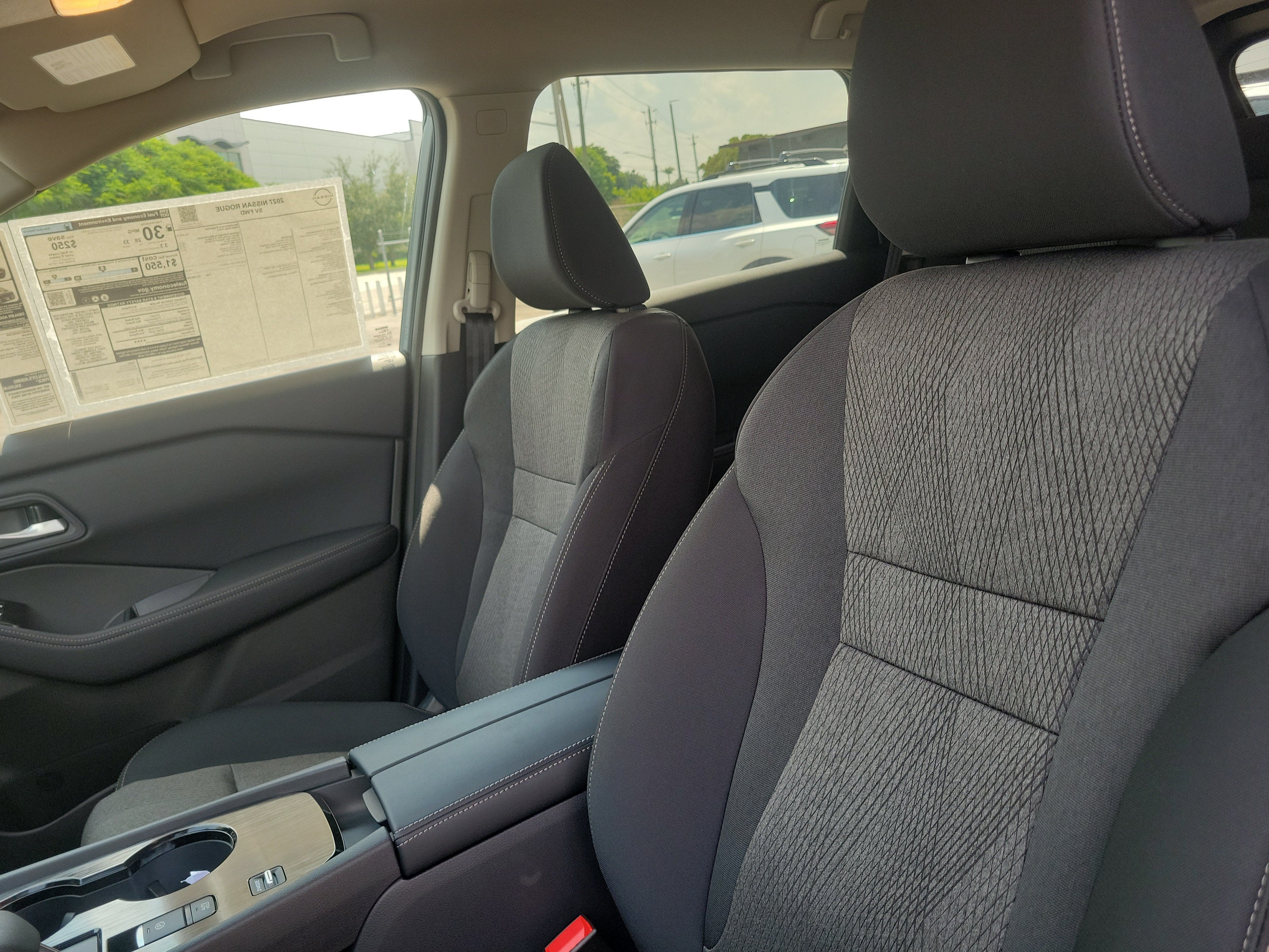 2027 Nissan Rogue SV